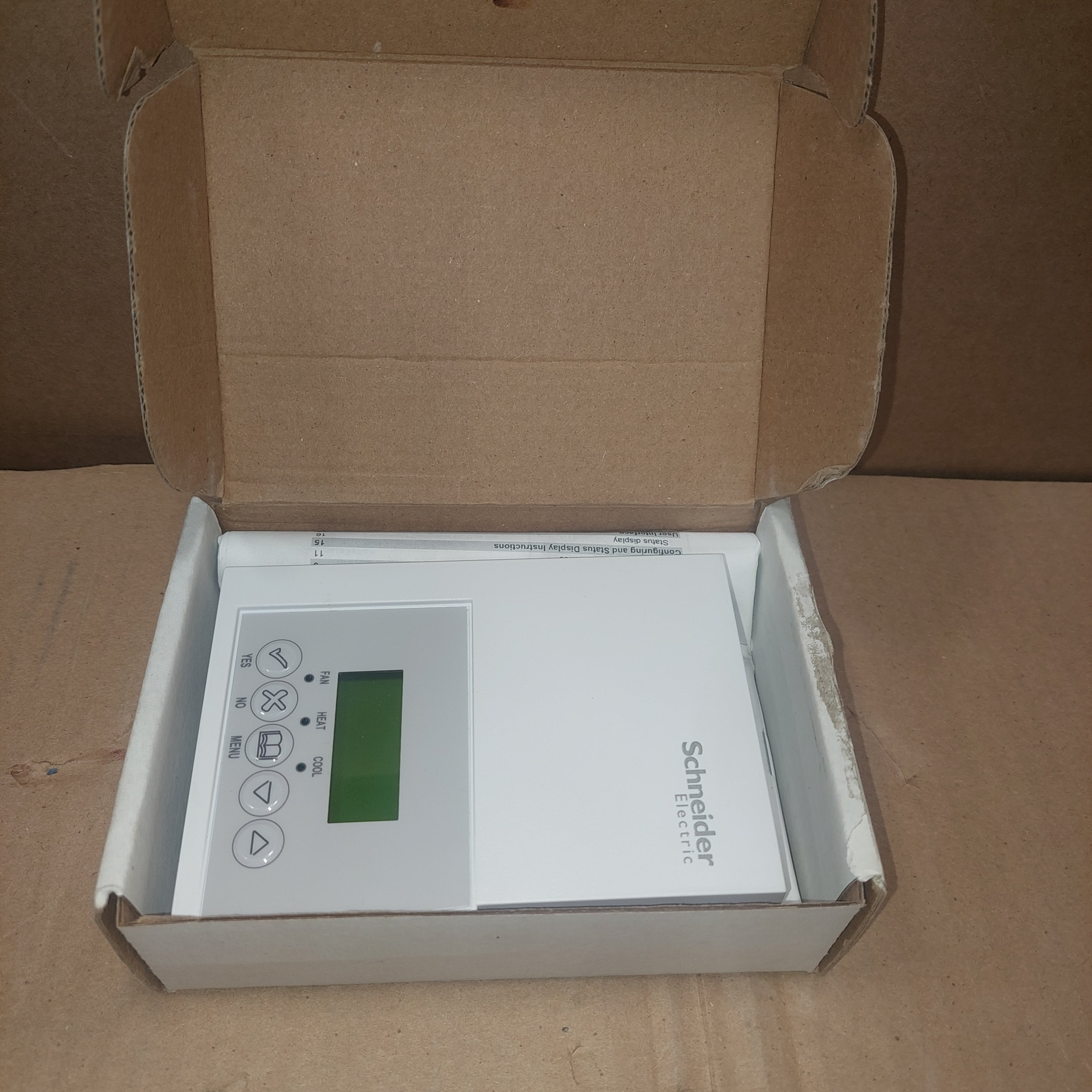 Schneider Electric 7652B5045 Room/Zone Controller New