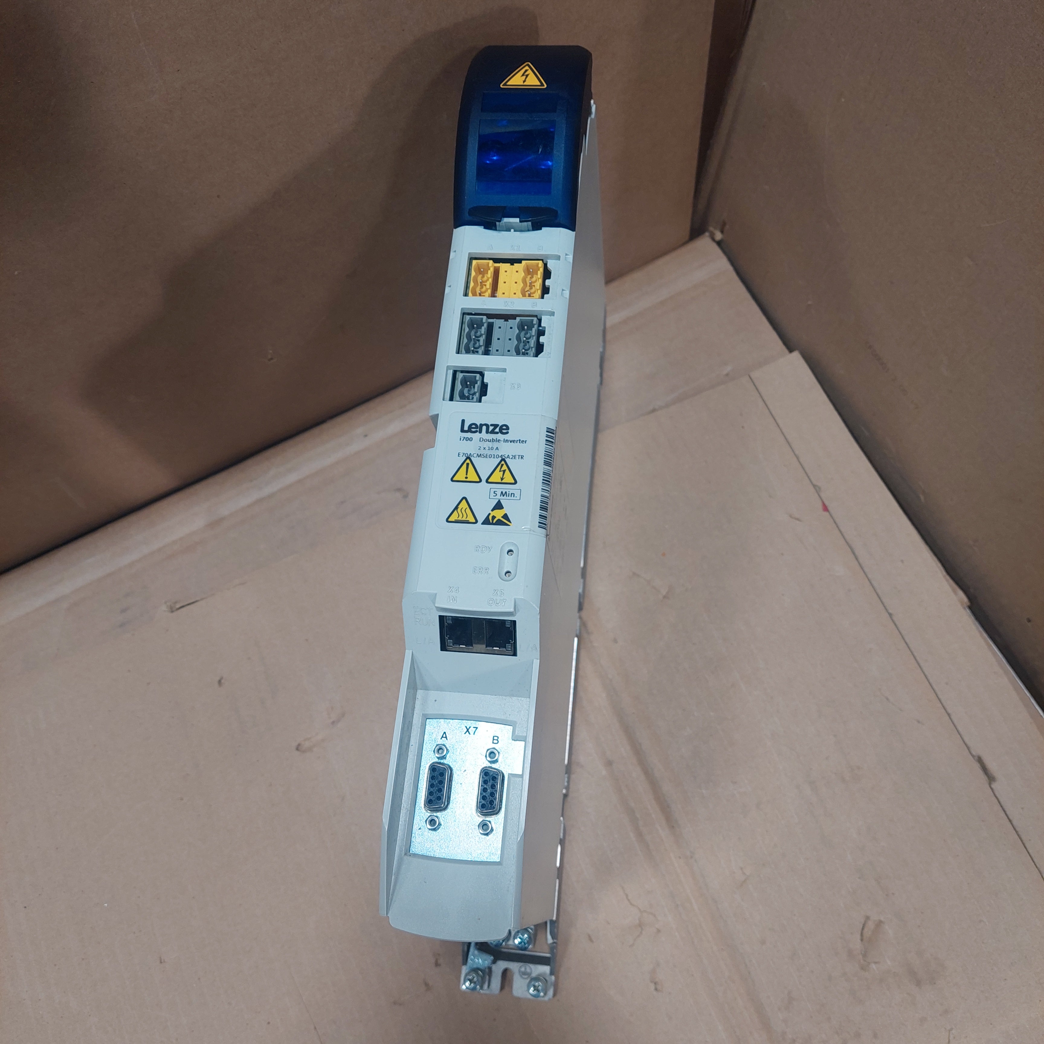 Lenze i700 E70ACMSE0104SA2ETR 2x10A Double Inverter Used