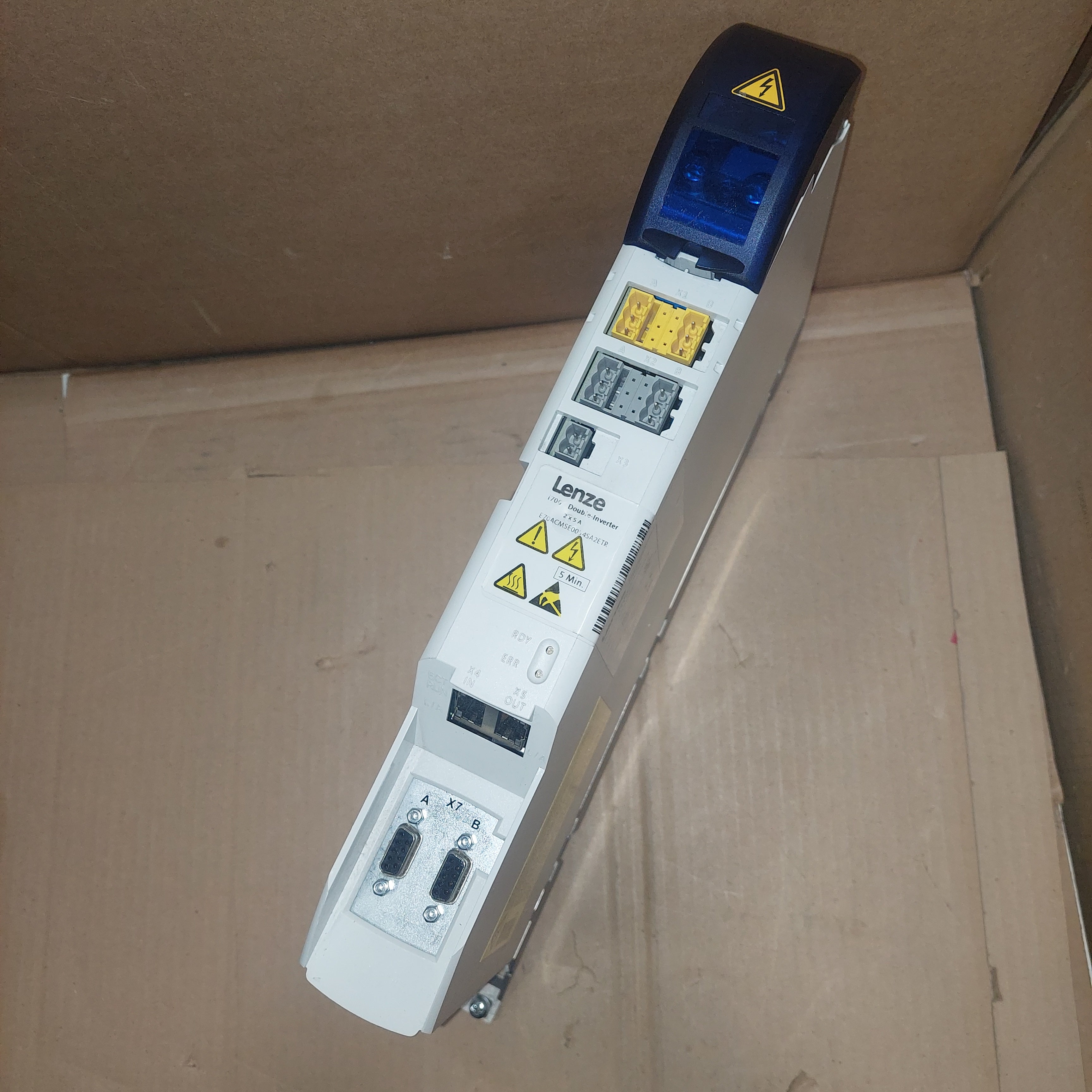 Lenze i700 E70ACMSE0054SA2ETR 2x5A Double Inverter Used