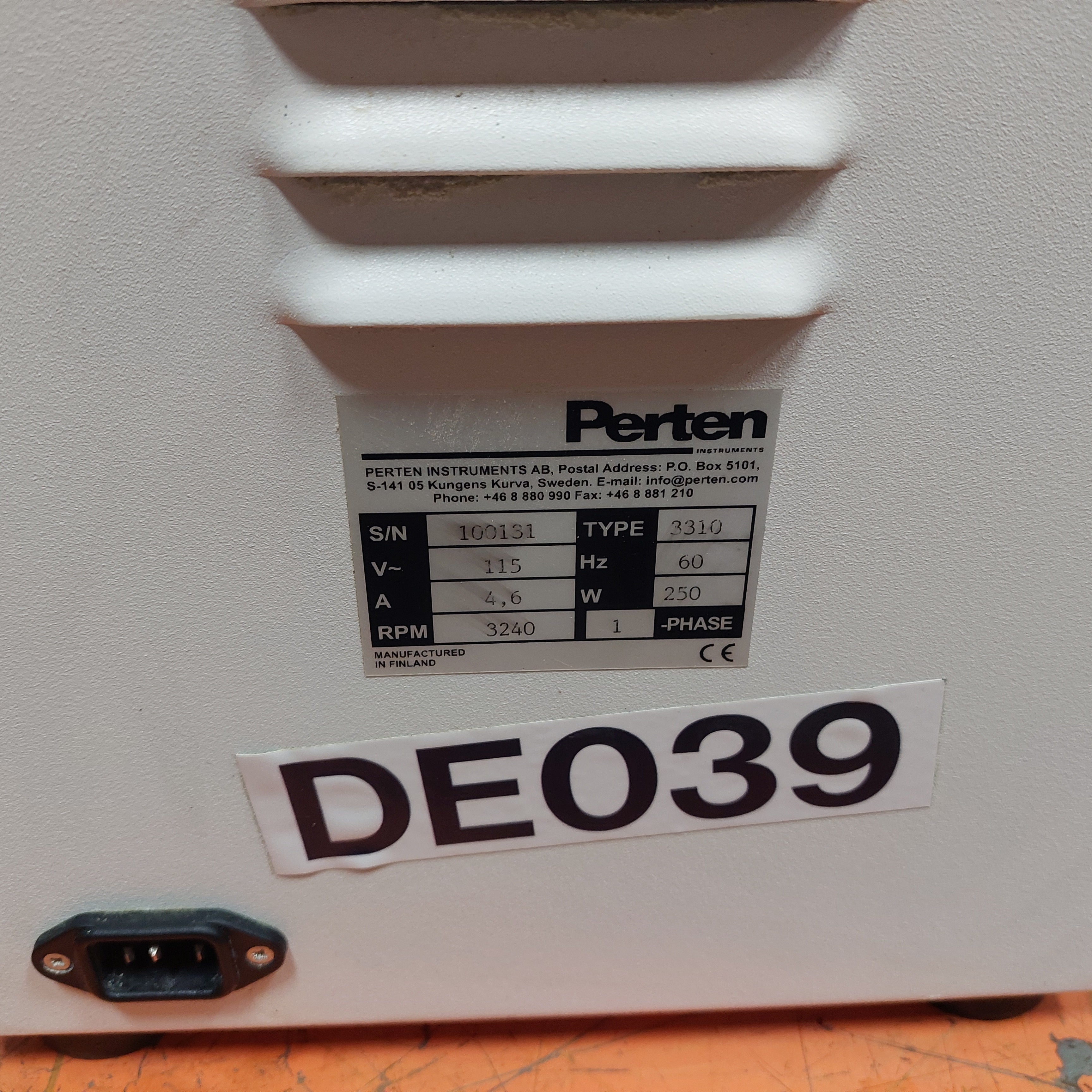 Perten Type 3310 Laboratory Grain Mill 120V Used