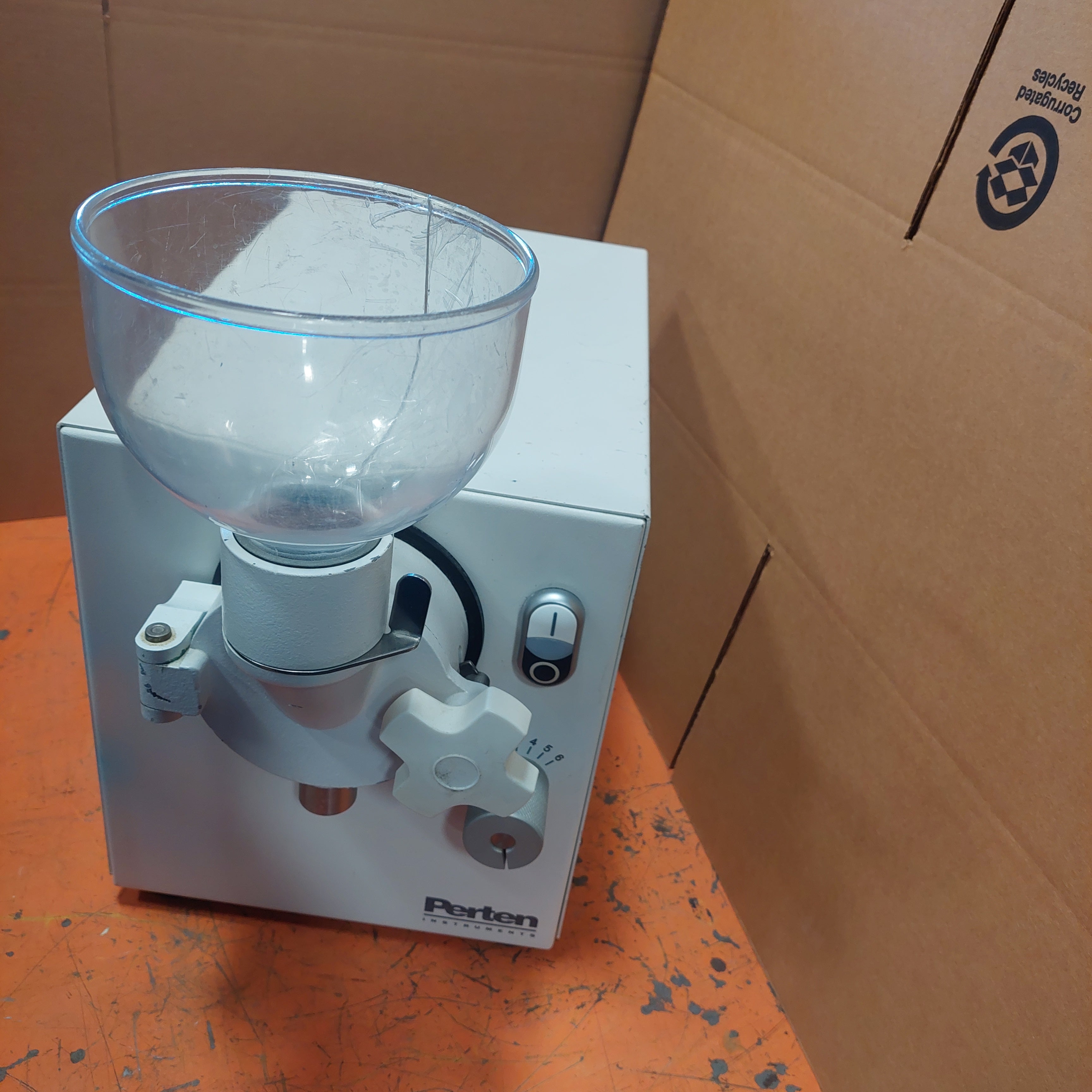 Perten Type 3310 Laboratory Grain Mill 120V Used