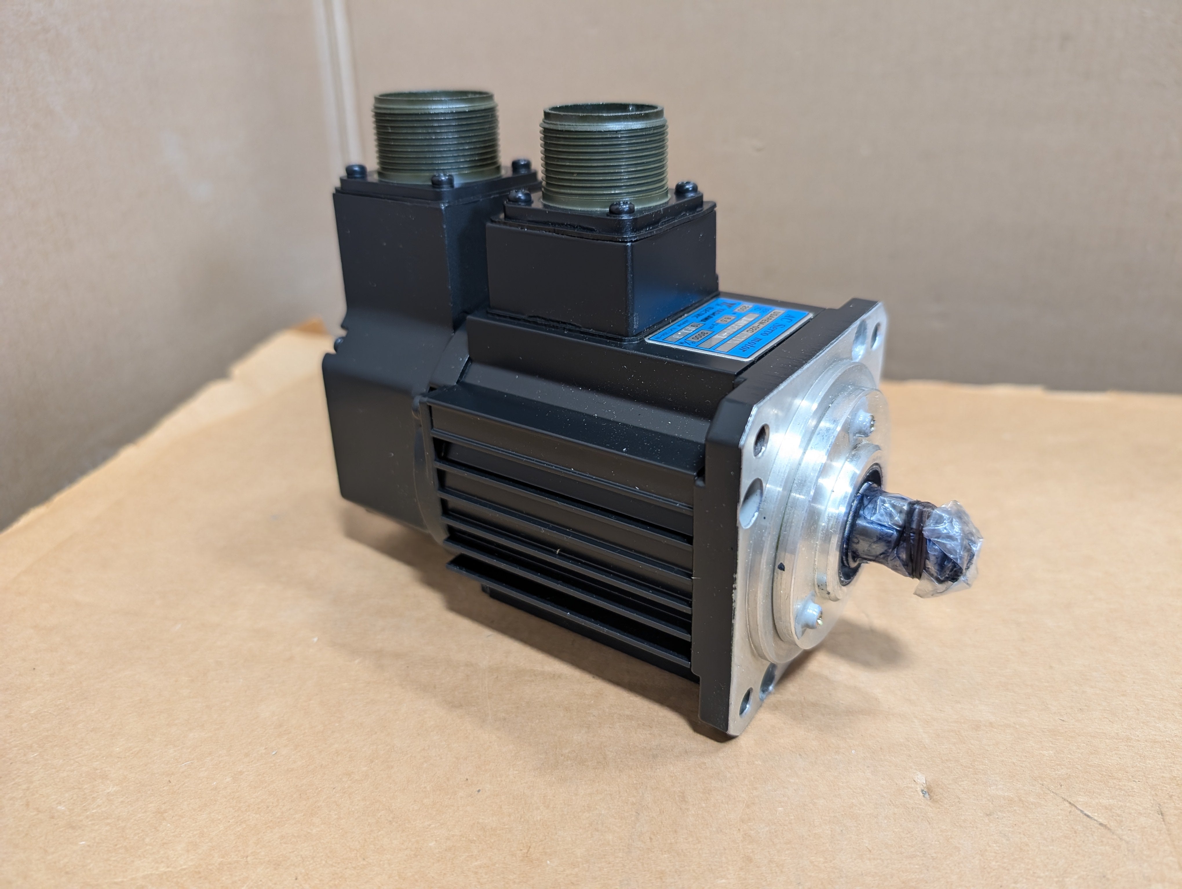 Yaskawa USAREM-02CE2TX 200W 3,000 RPM .27HP Used