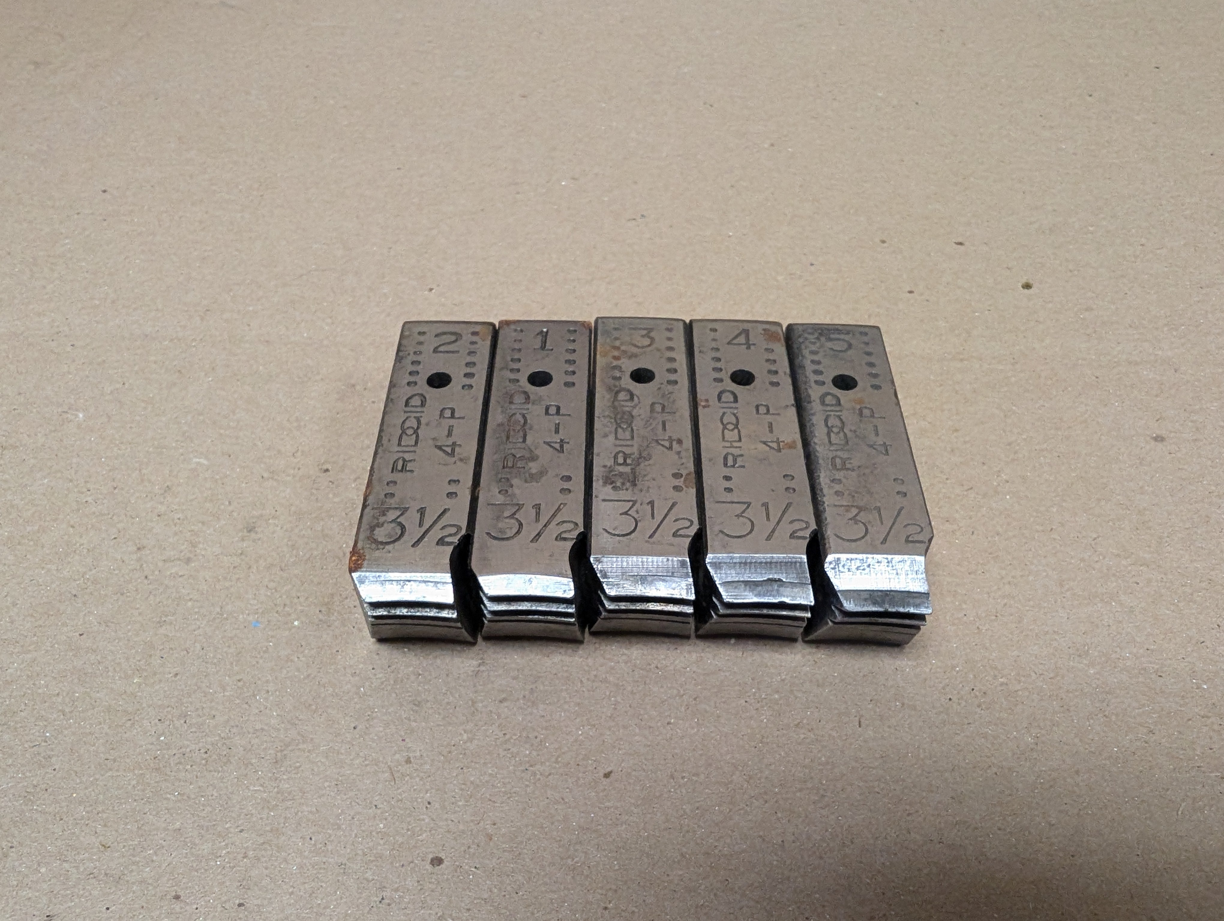 Ridgid 3-1/2" 4-P Pipe Threading Die Set Used