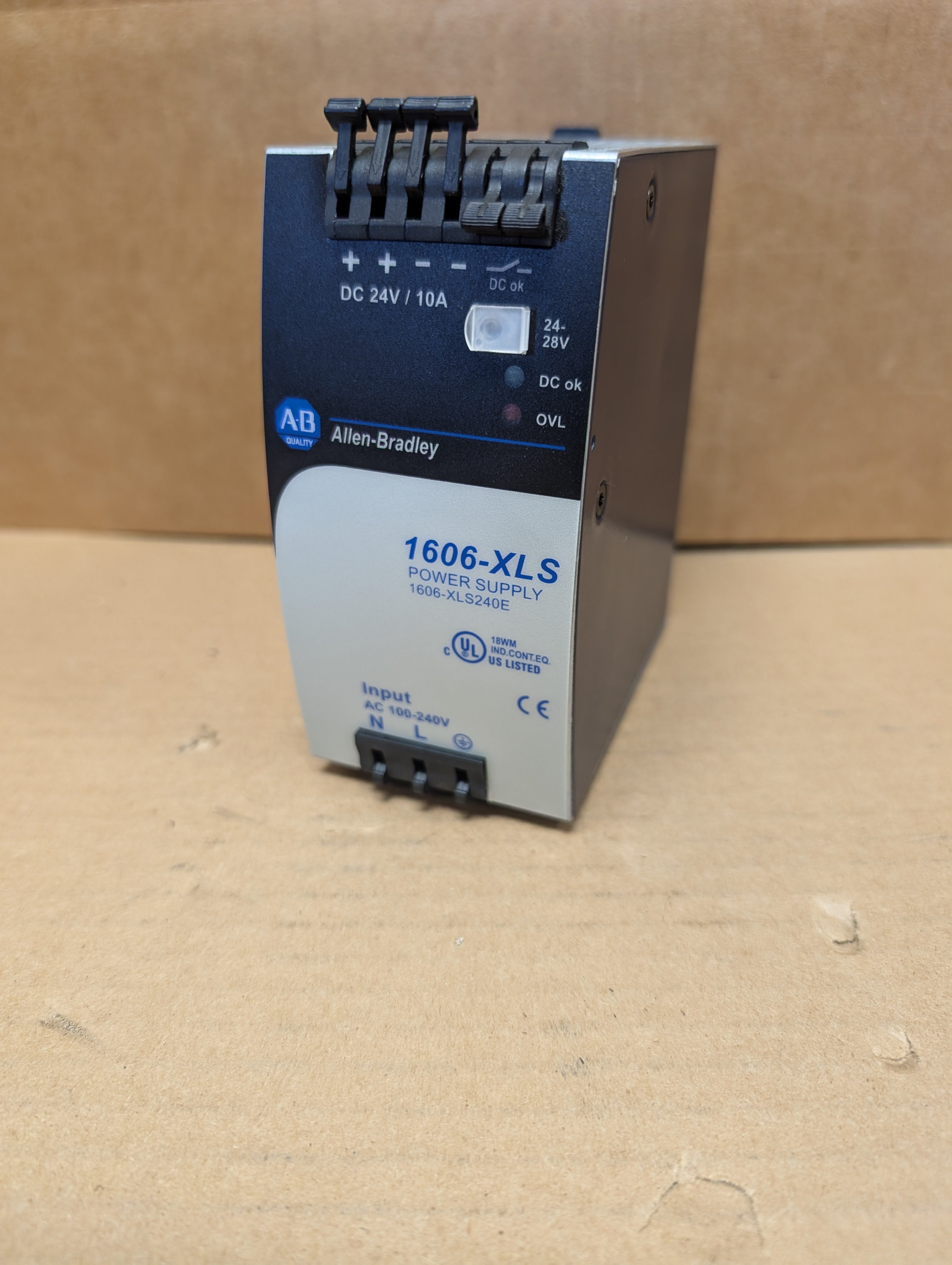 Allen Bradley 1606-XLS240E DC Power Supply 24-28V 20 A Used