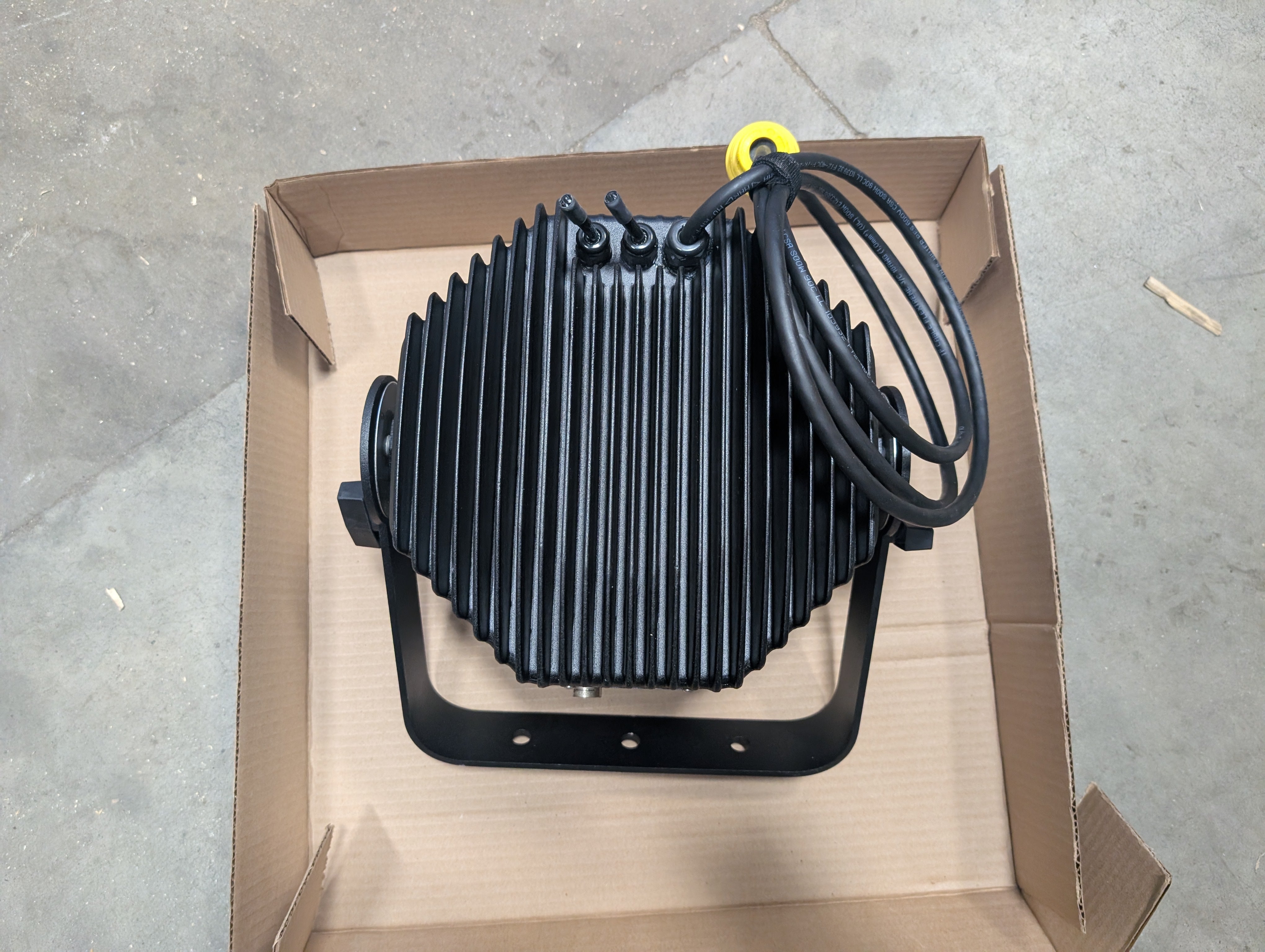 Altman SSPAR-3K-B Spectra LED PAR 100W 3000K White Rebels Black New