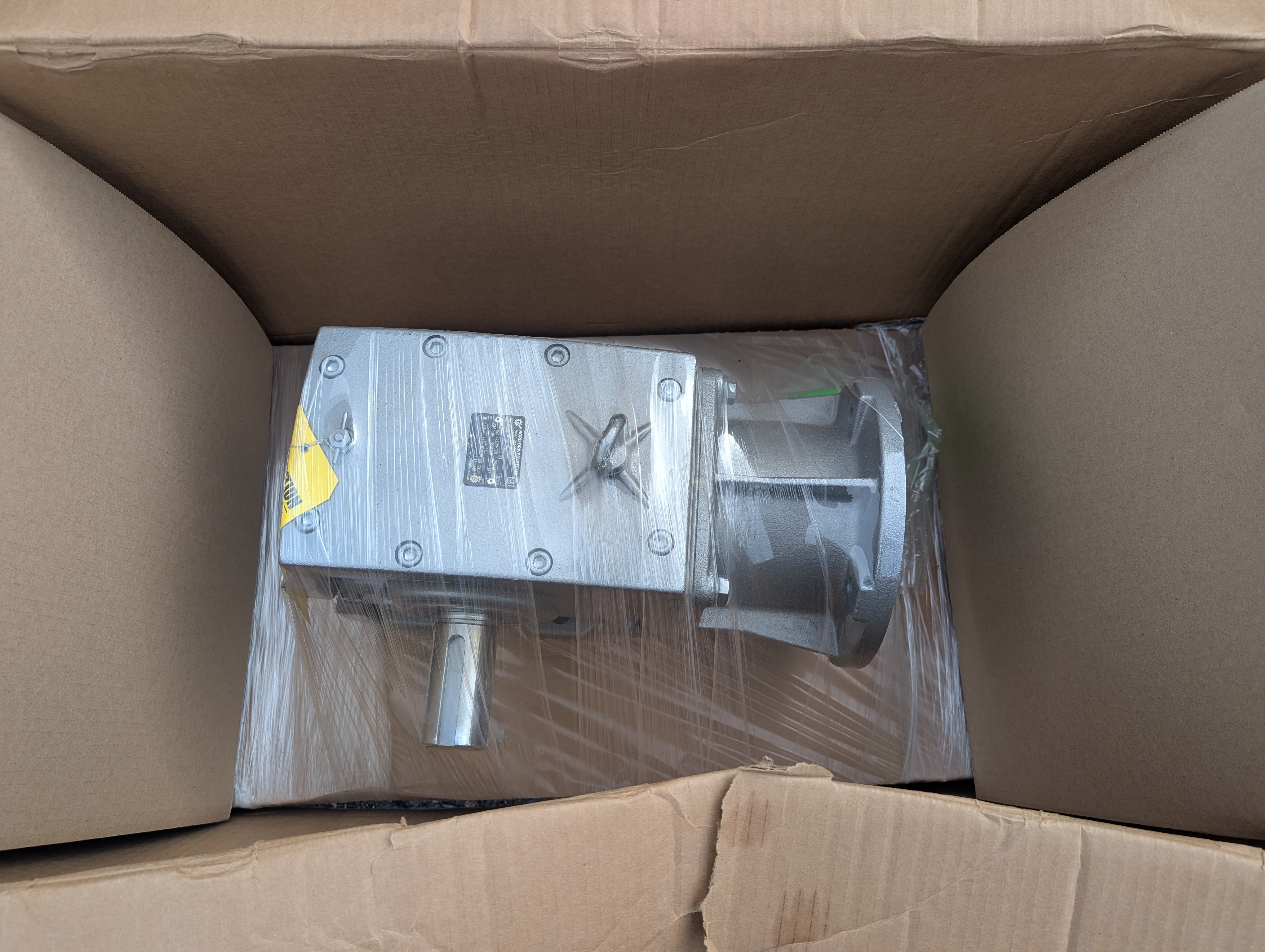 2017 Nord SK32100 N180TC C Face Right Angle Gear Drive 104:1 New