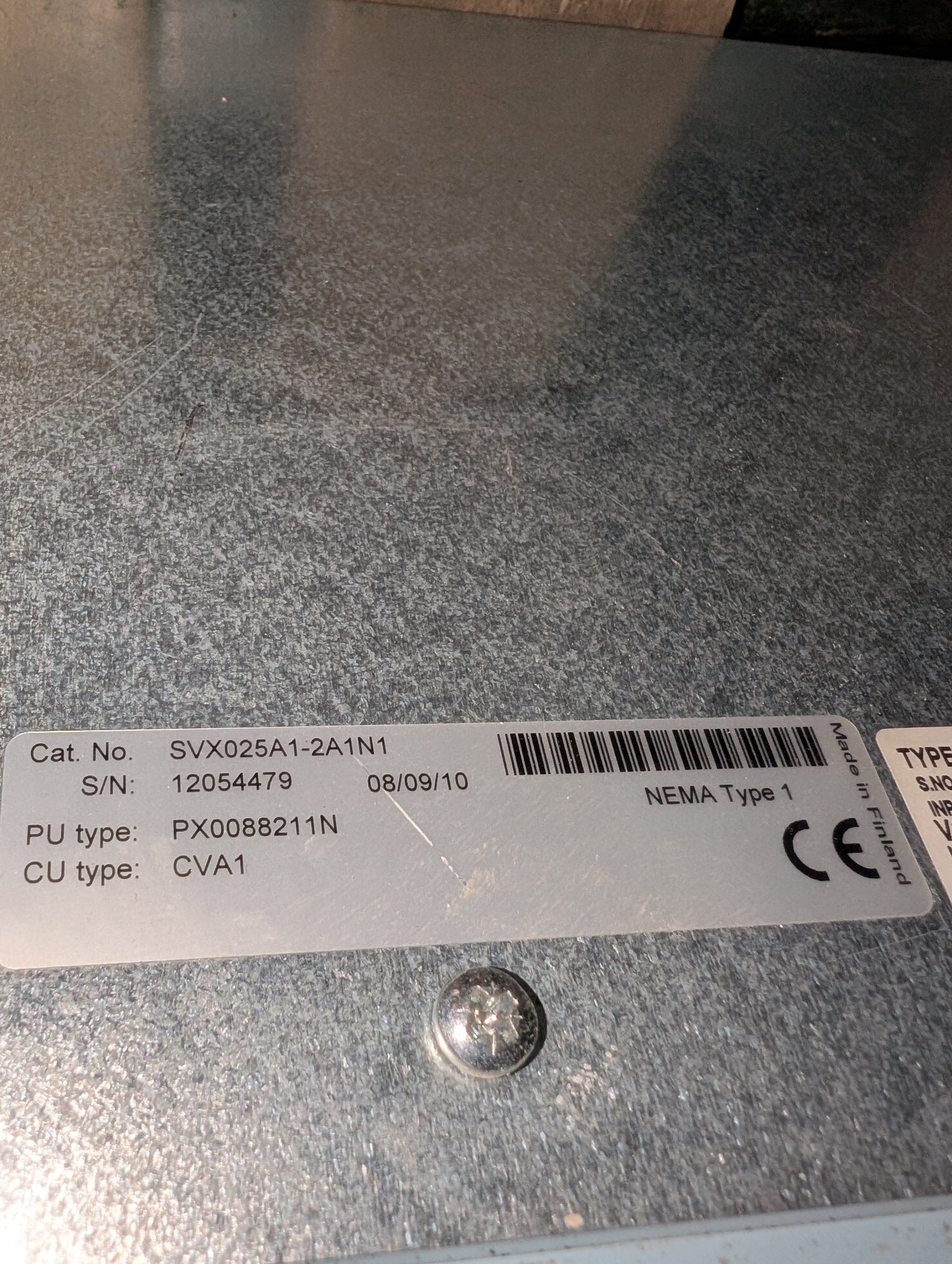 Johnson Controls SVX025A1-2A1N1 25 HP Type 1 N2 VFD 1PH 220-240V 88A Used