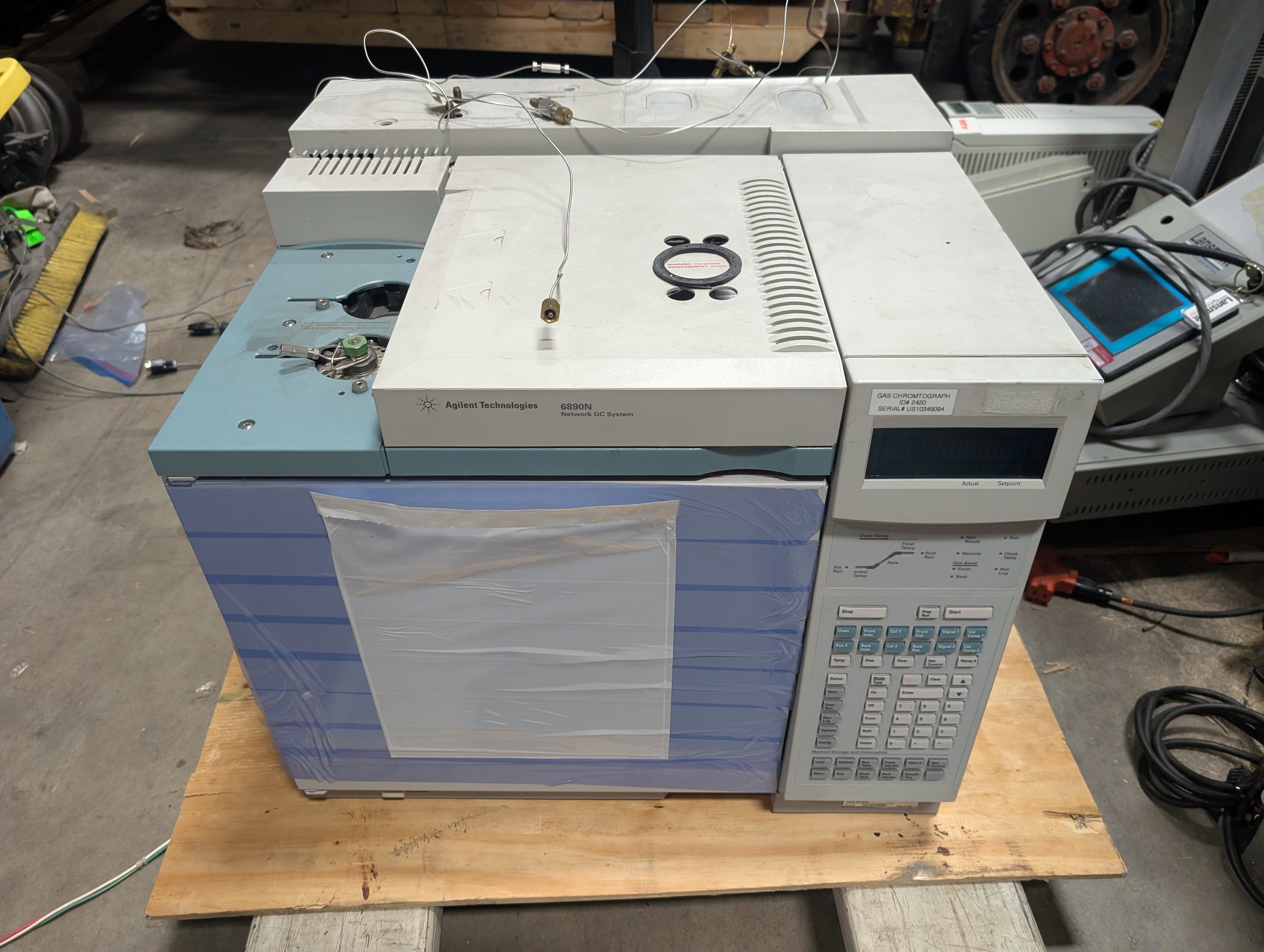 HP Agilent 6890N G1530N Gas Chromatograph FID 4300224J2 AUX 4300PXC9 "AS IS"