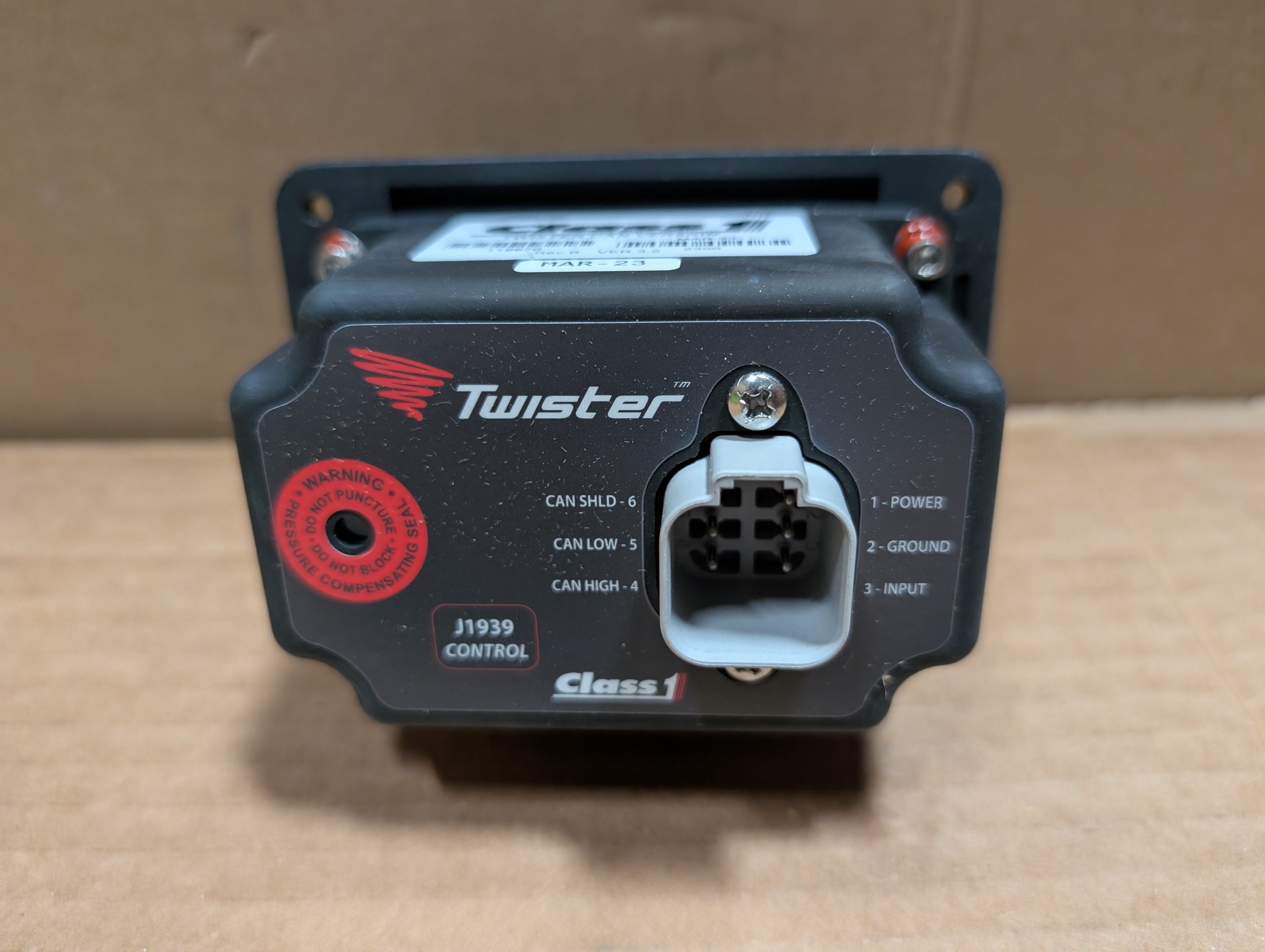 2023 Class 1 Twister CAN Version 119970 Rev. B Ver 3.2 Throttle Controller J1939