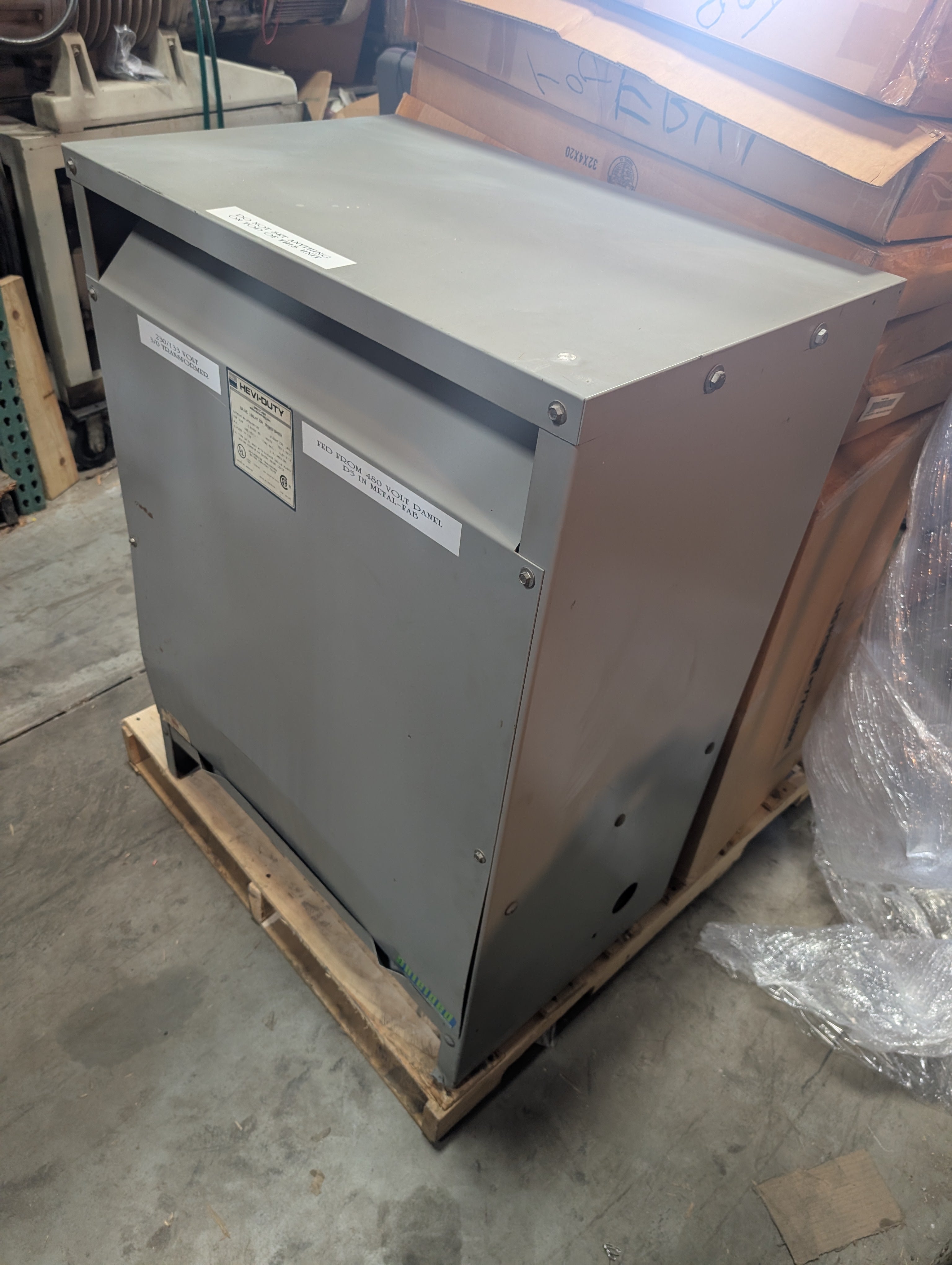 Hevi-Duty DT66H118S 118 KVA Isolation Transformer 460V Delta 230/133V Used