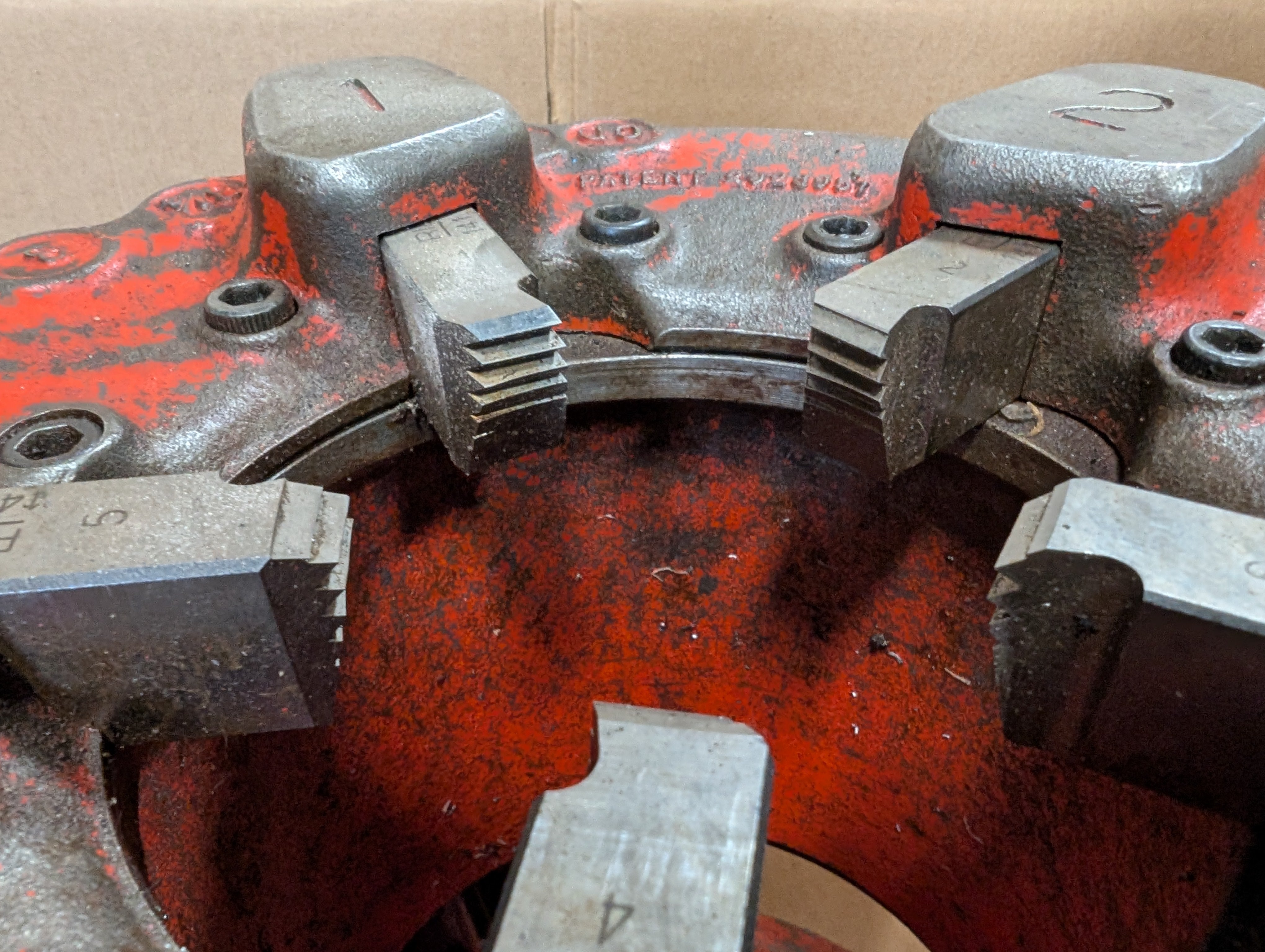 RIDGID 141 2-1/2" TO 4" Jam Proof Adjustable Threader & Drive Adapter Used