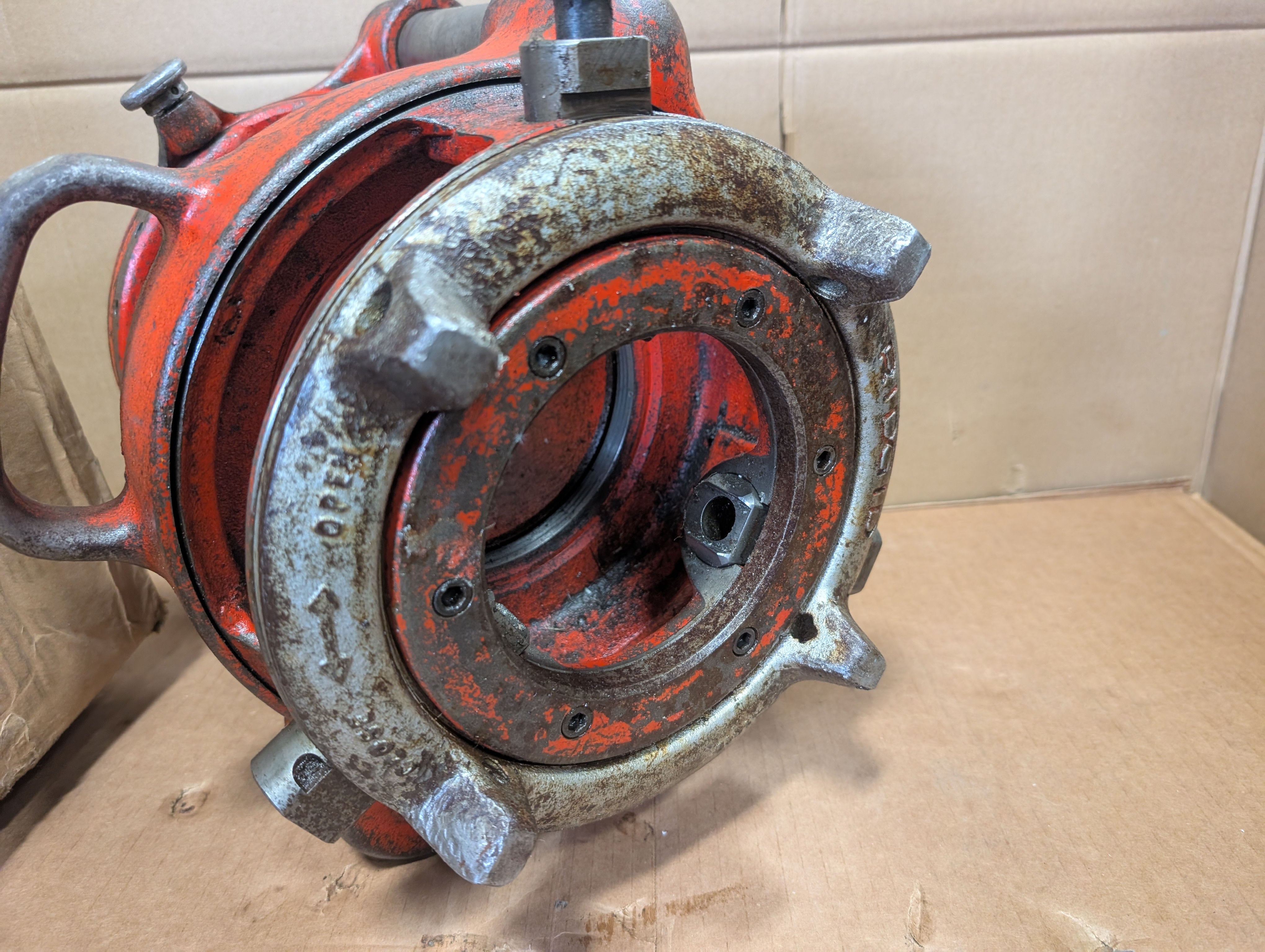 RIDGID 141 2-1/2" TO 4" Jam Proof Adjustable Threader & Drive Adapter Used