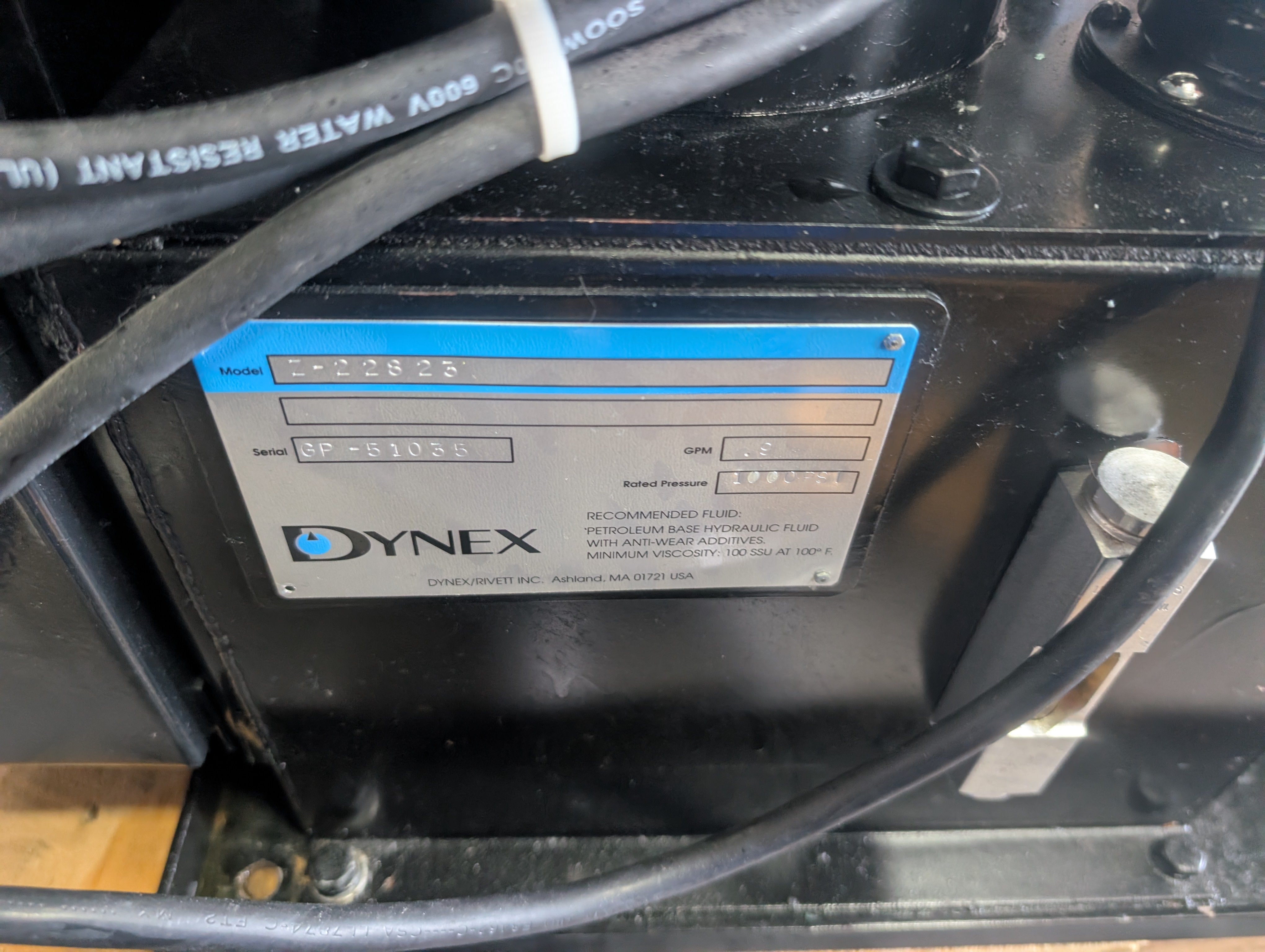 Instron 8841 DynaMight Hydraulic Dynamic Test System 8800D Controller AS IS