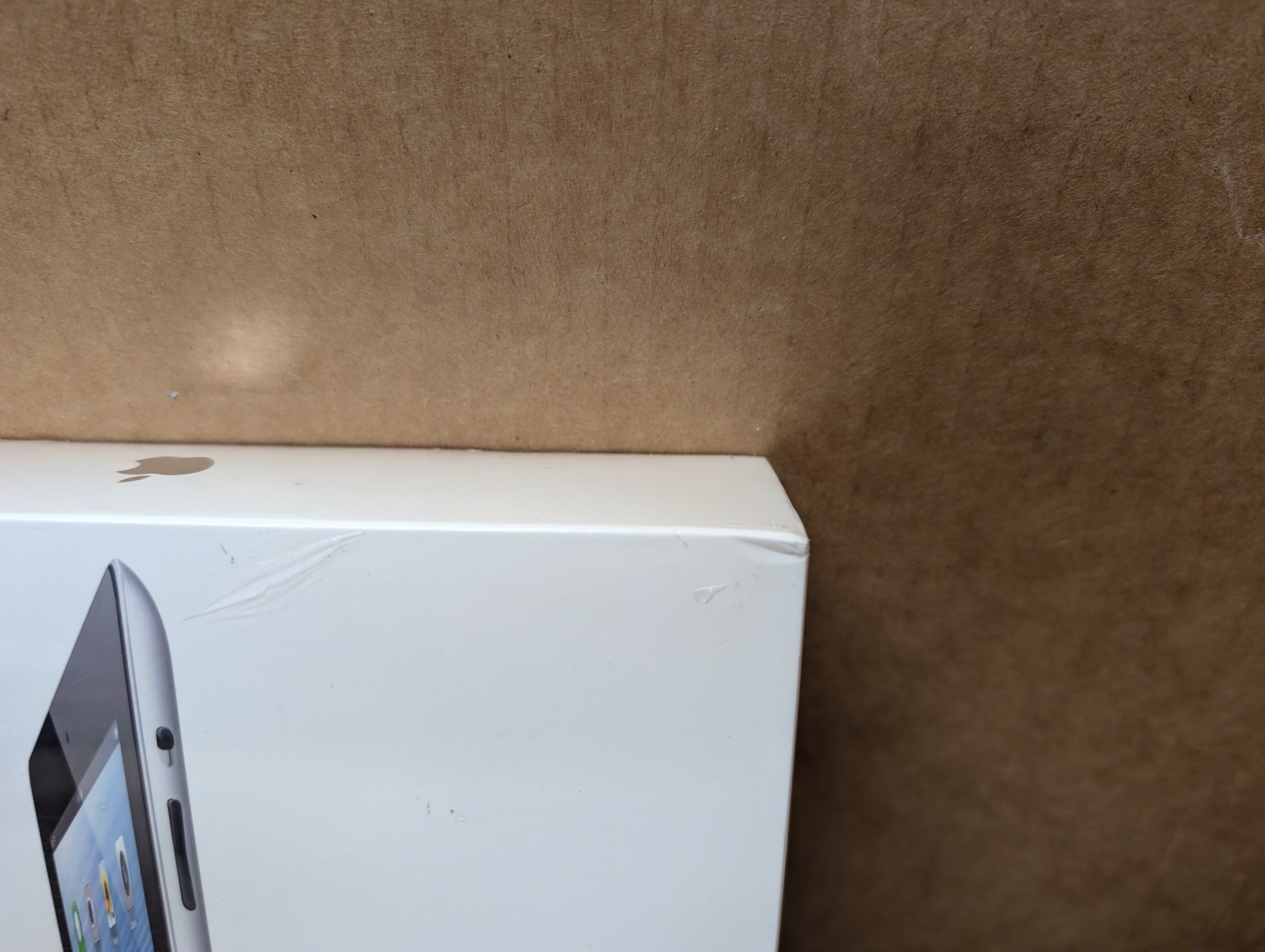 Apple iPad 4th Gen 16GB Wi-Fi Black MD510LL/A A1458 NEW SEALED (Box Imperfect)