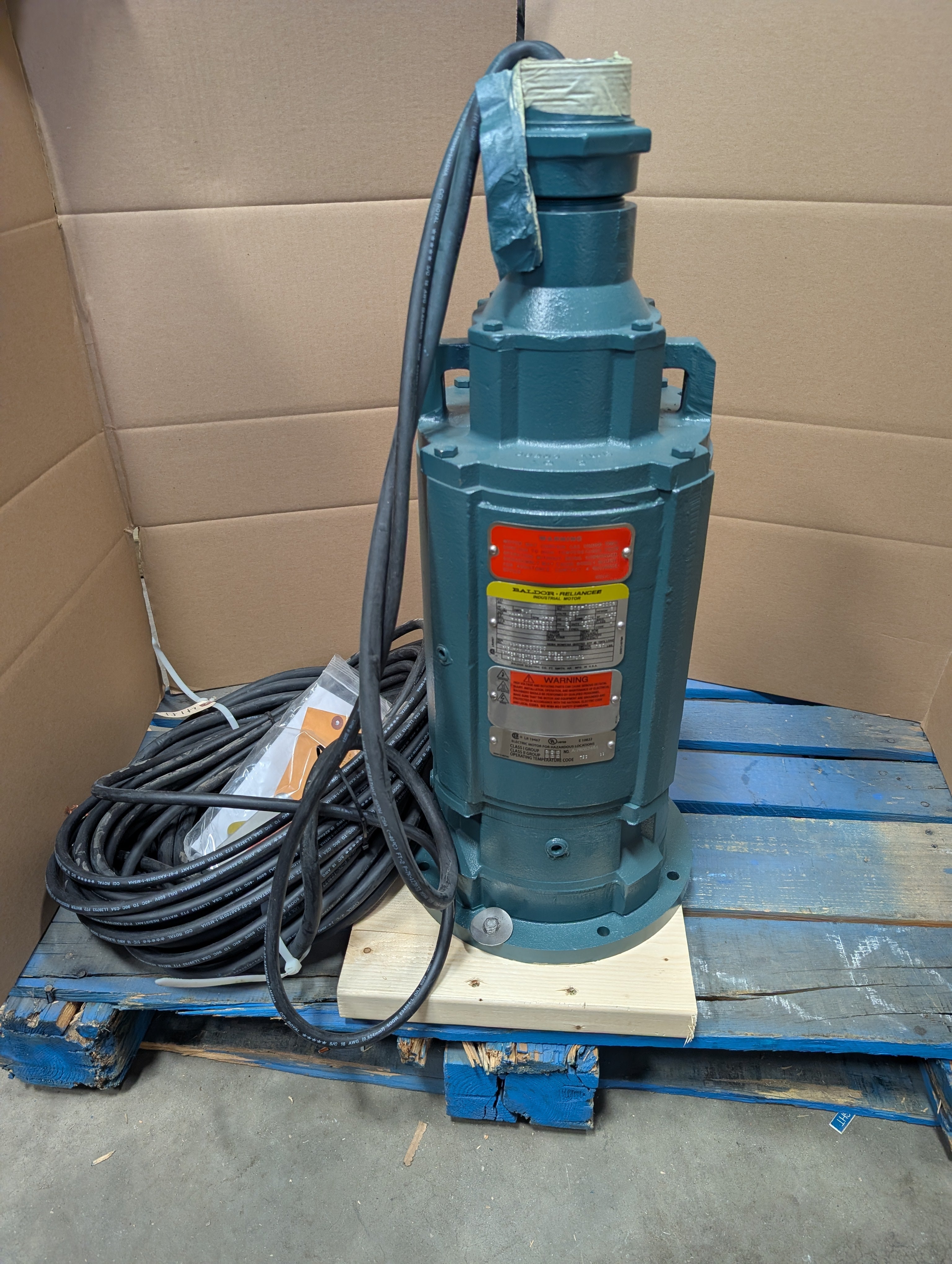 Baldor P18G2784 1HP Water Sewage AC Sub. Pump Motor 230V 3PH Explosion Proof New