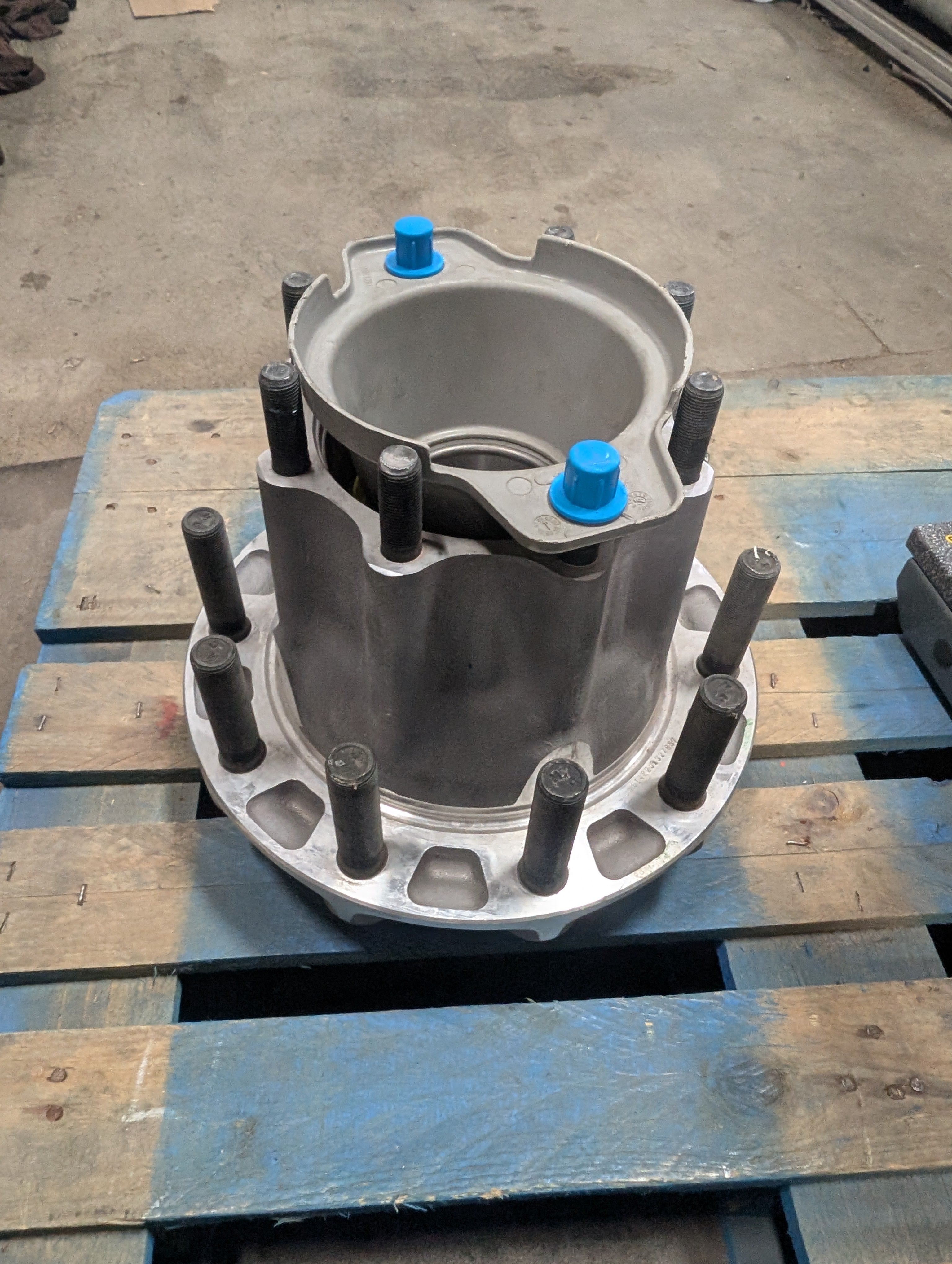 Conmet 10001280 Axle Hub NEW
