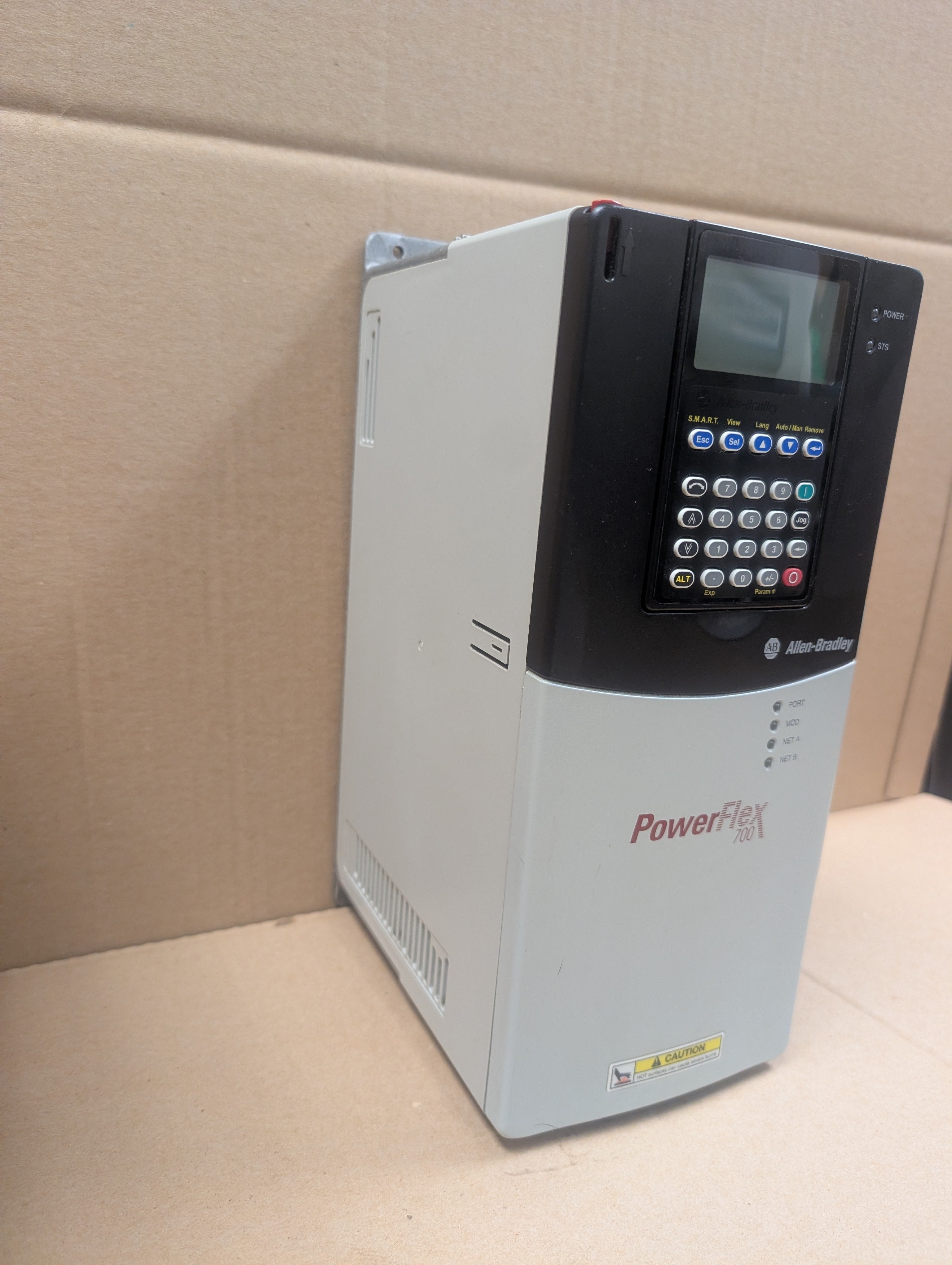 Allen Bradley 15 HP Powerflex 700 20BD022A3AYNAND0 Ser. B 480V 2A 4.010 Used