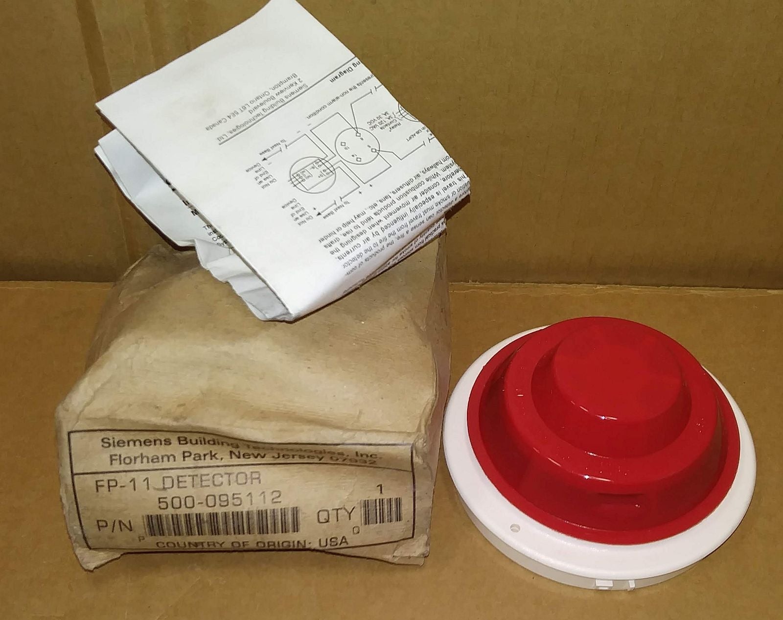 Siemens FP-11 Smoke Detector 500-095112 New Old Stock