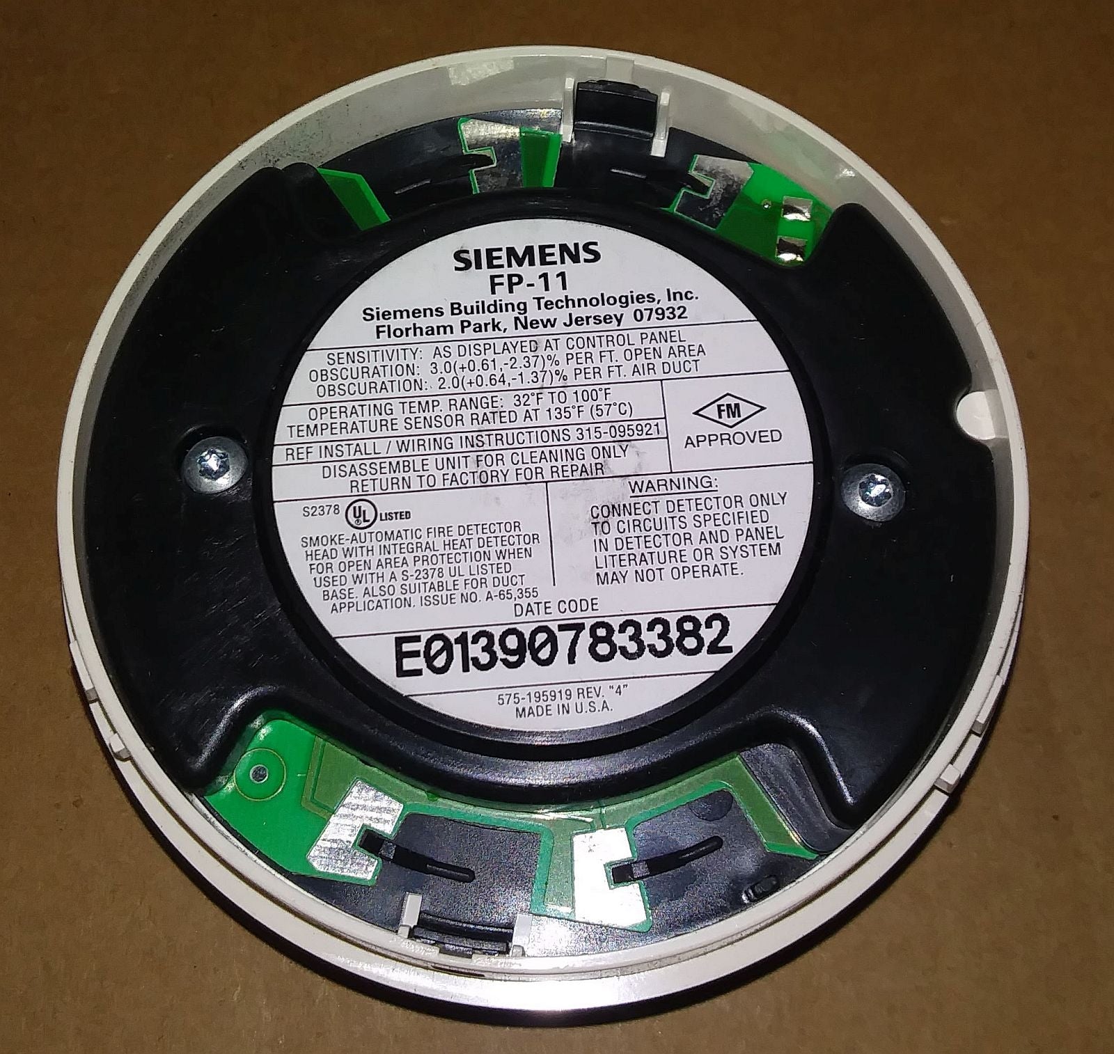 Siemens FP-11 Smoke Detector 500-095112 New Old Stock