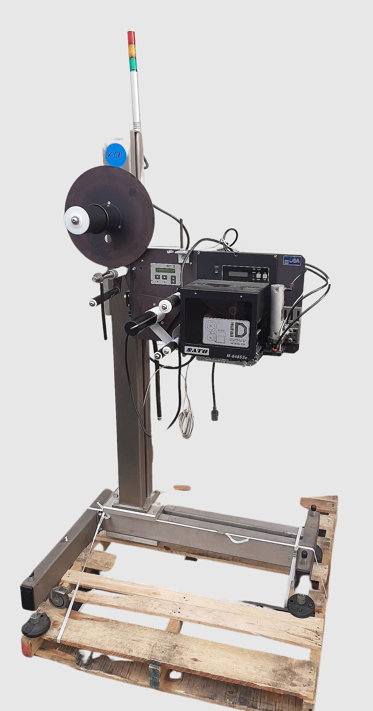 Quadrel Q31RS8485 Labeler Sato M-8485Se Bar Code Printer & Stand Used