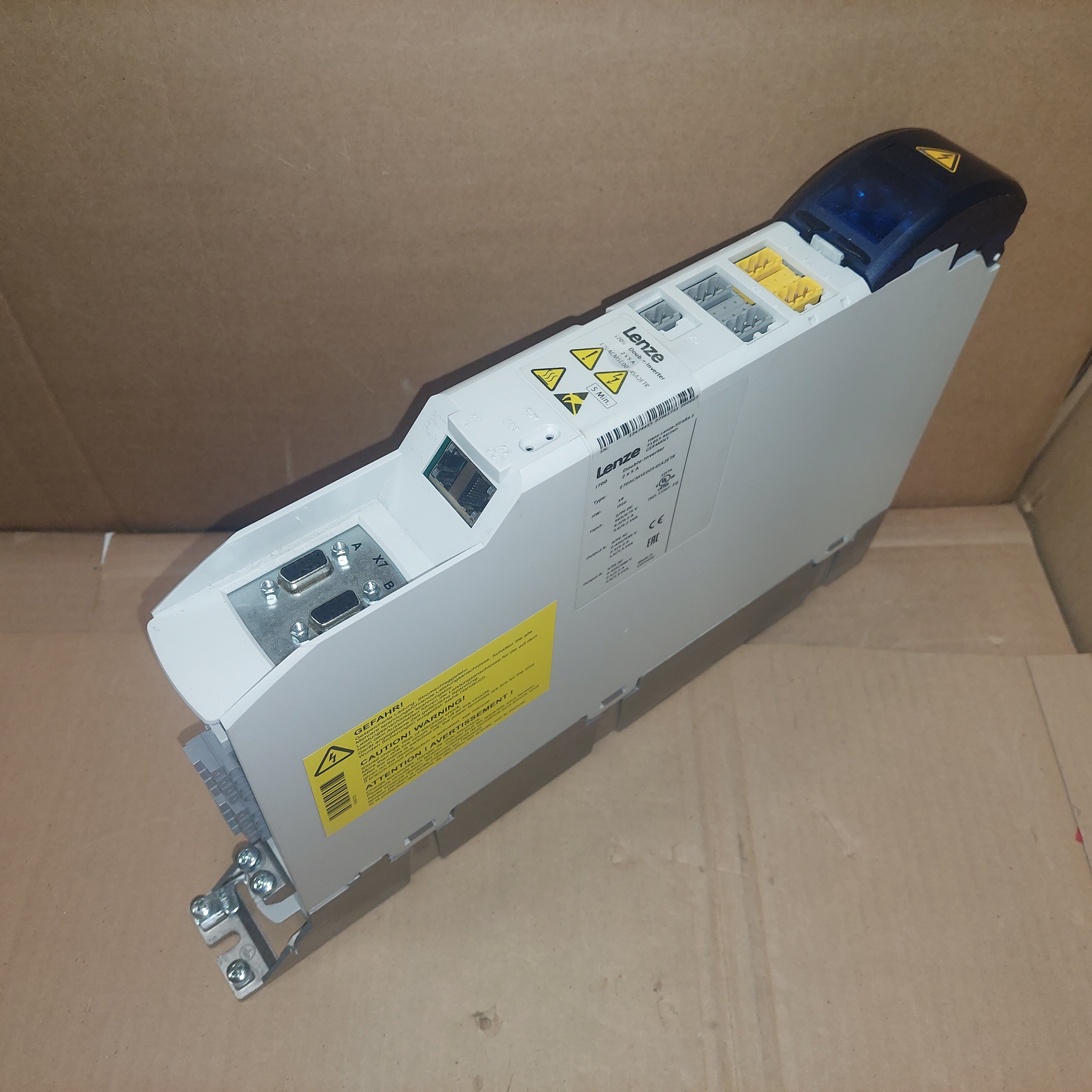 Lenze i700 E70ACMSE0054SA2ETR 2x5A Double Inverter Used