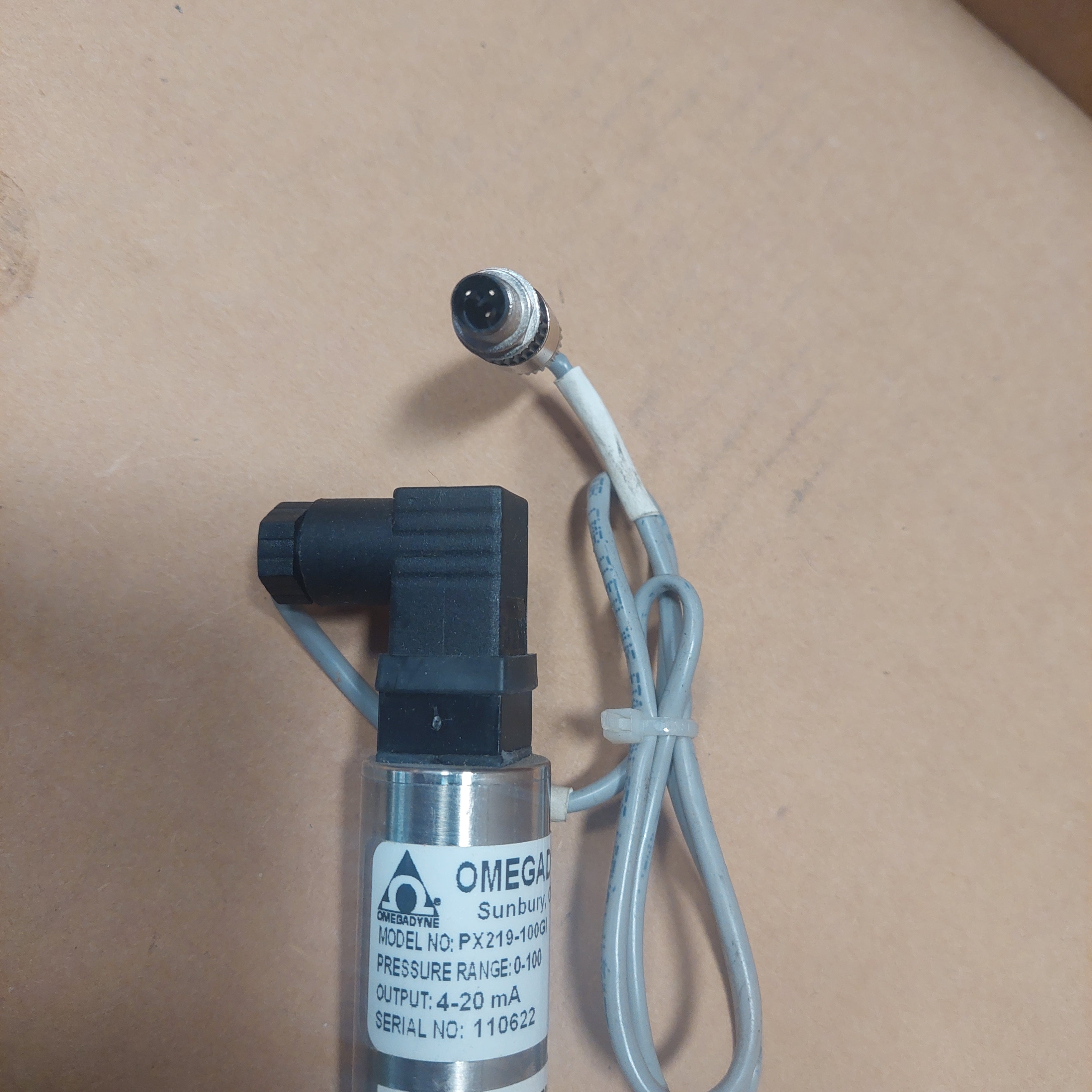Omegadyne PX219-100GI Pressure Transducer (0-100 psi) w/ Interface Cable Used