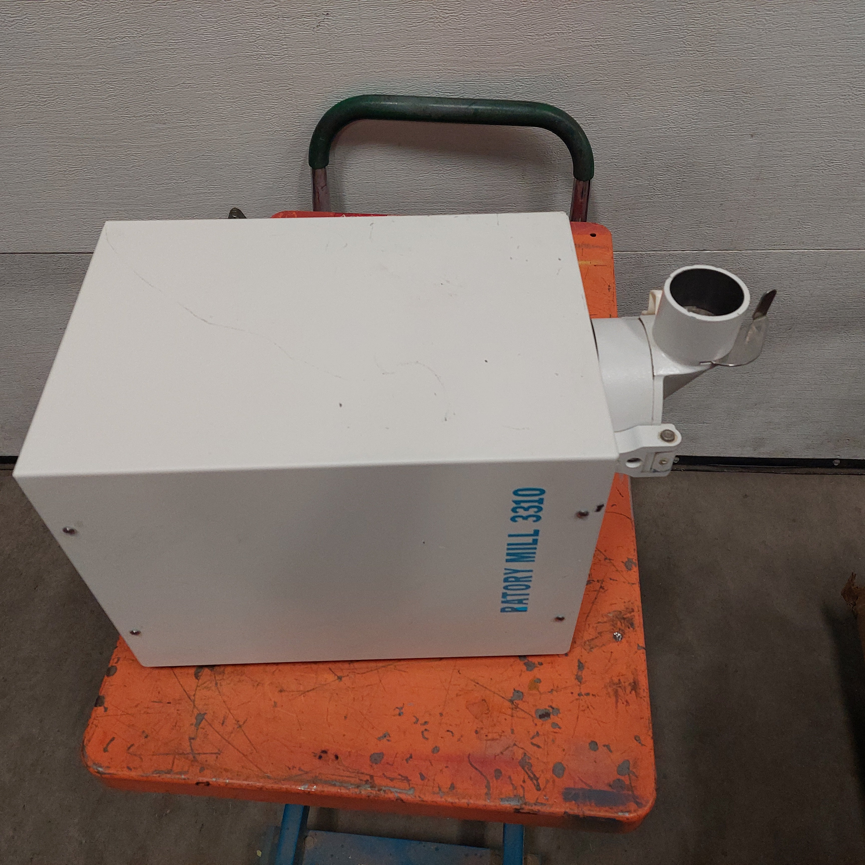 Perten Type 3310 Laboratory Grain Mill 120V Used