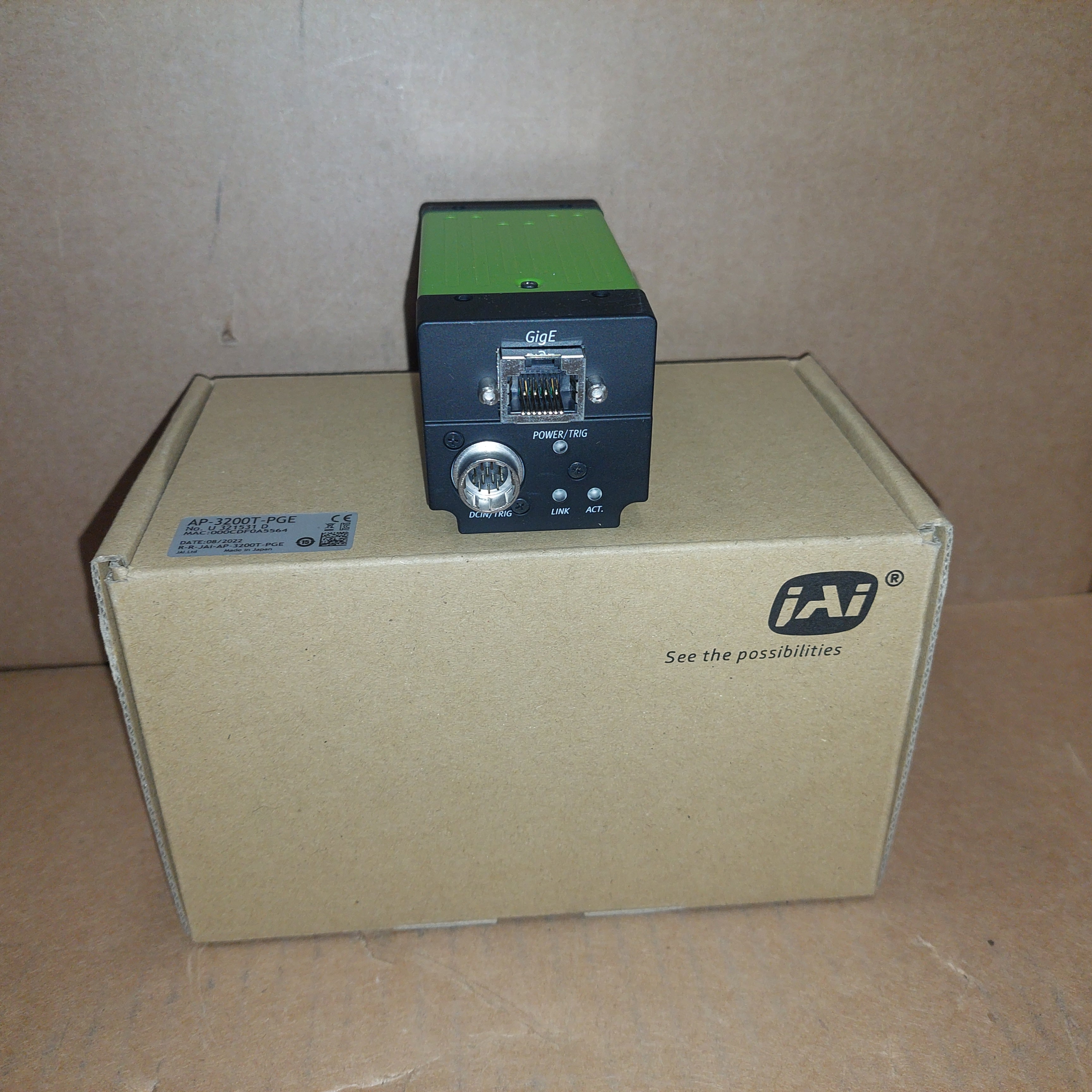 Jai AP-3200T-PGE 1/1.8" Format 3x3.2MP 12FPS IMX265 Machine Vision Camera New