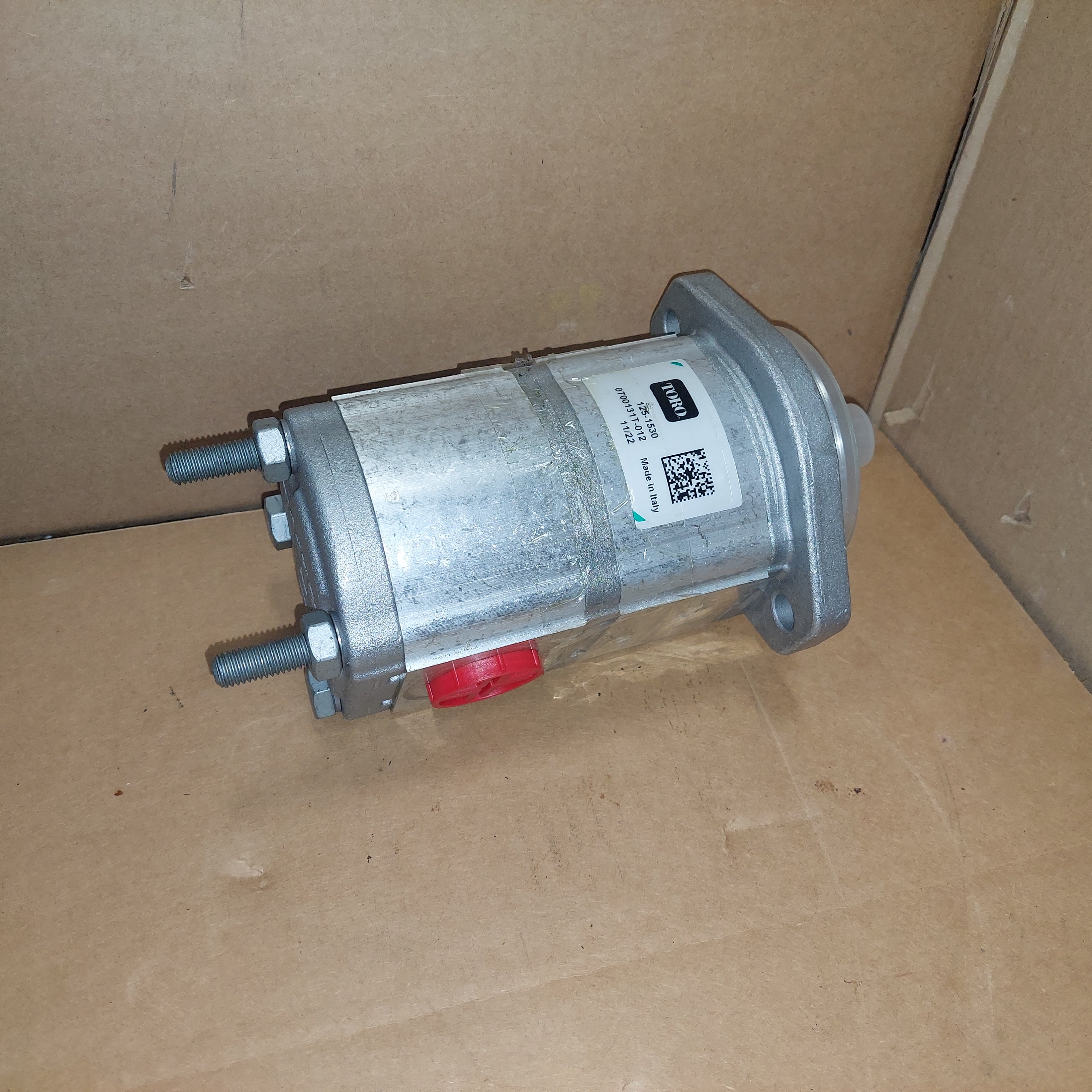 Toro 125-1530 Hydraulic Traction Motor for Reelmaster 5010-H New