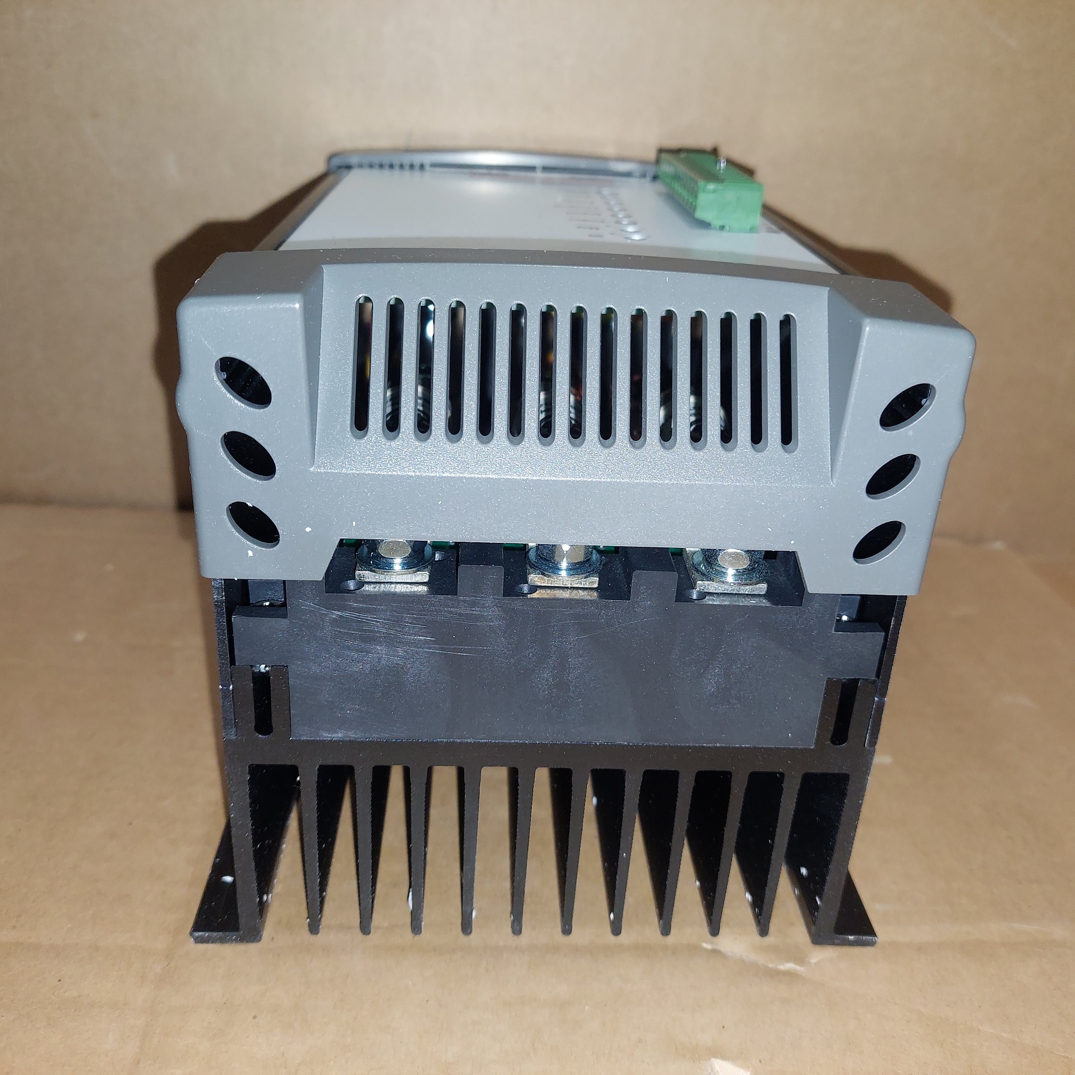 Fanuc A06B-6114-H302 D Servo Amplifier Used Fanuc A06B-6114-H302 D Servo Amplifier Used