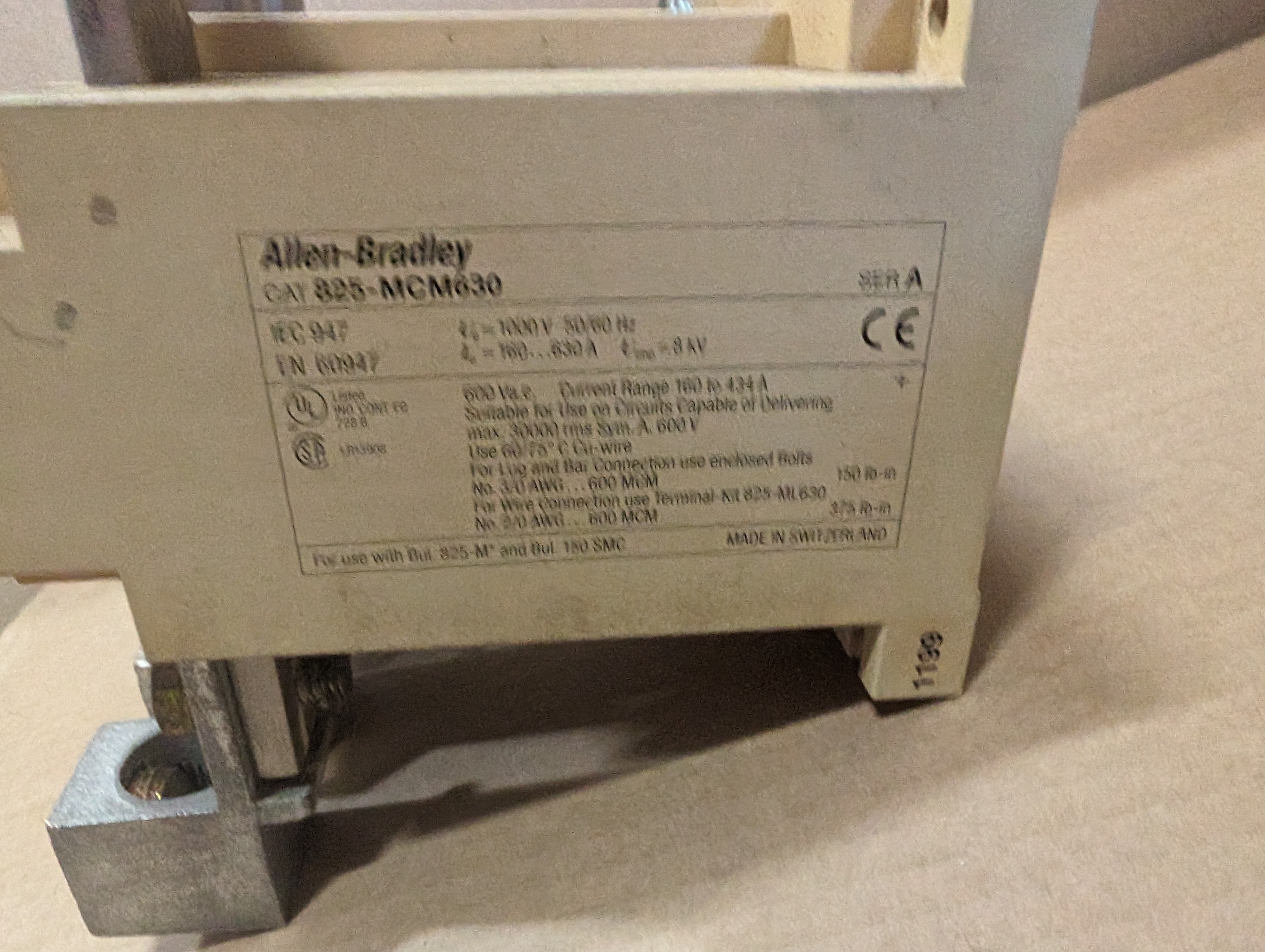 Allen-Bradley 825MCM630 Ser. A Current Converter Module w/Lugs Used