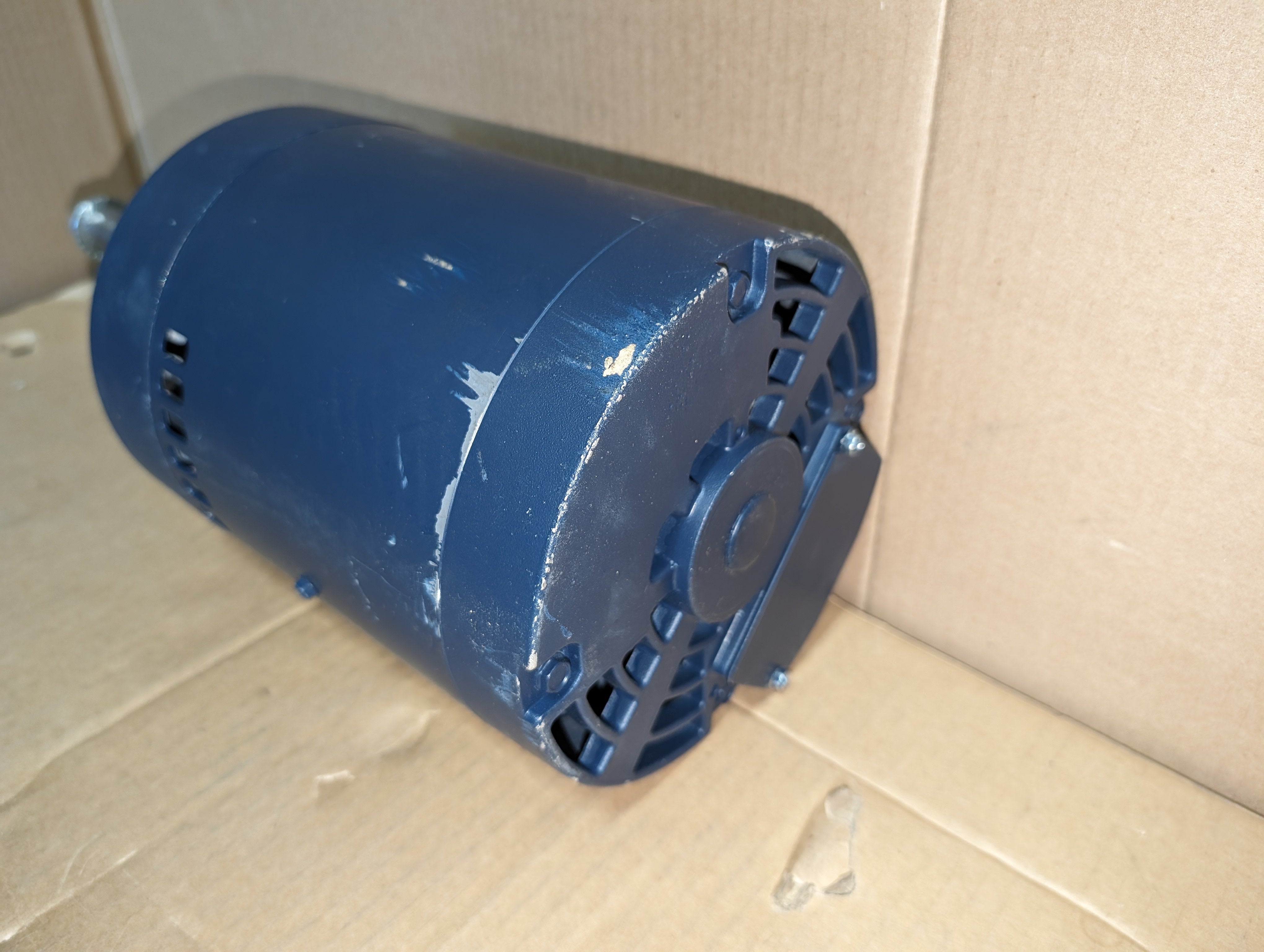 Leeson C6T34DZ4D 115268.00 3/4HP 3450 RPM 220/440 3PH Motor New
