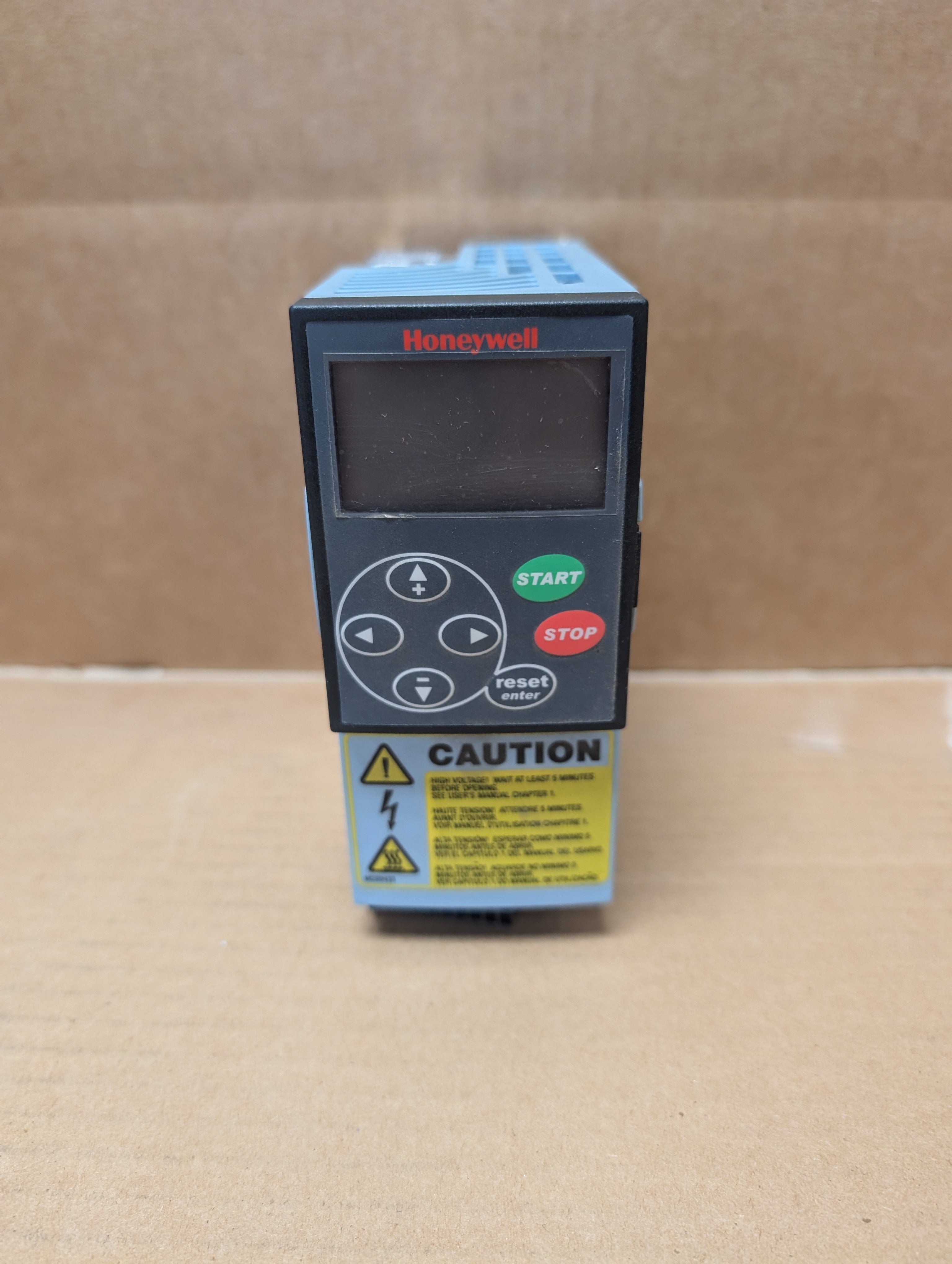 Honeywell NXL0010A1001 Variable Frequency Drive, 1 HP, 380-500 2.4A New