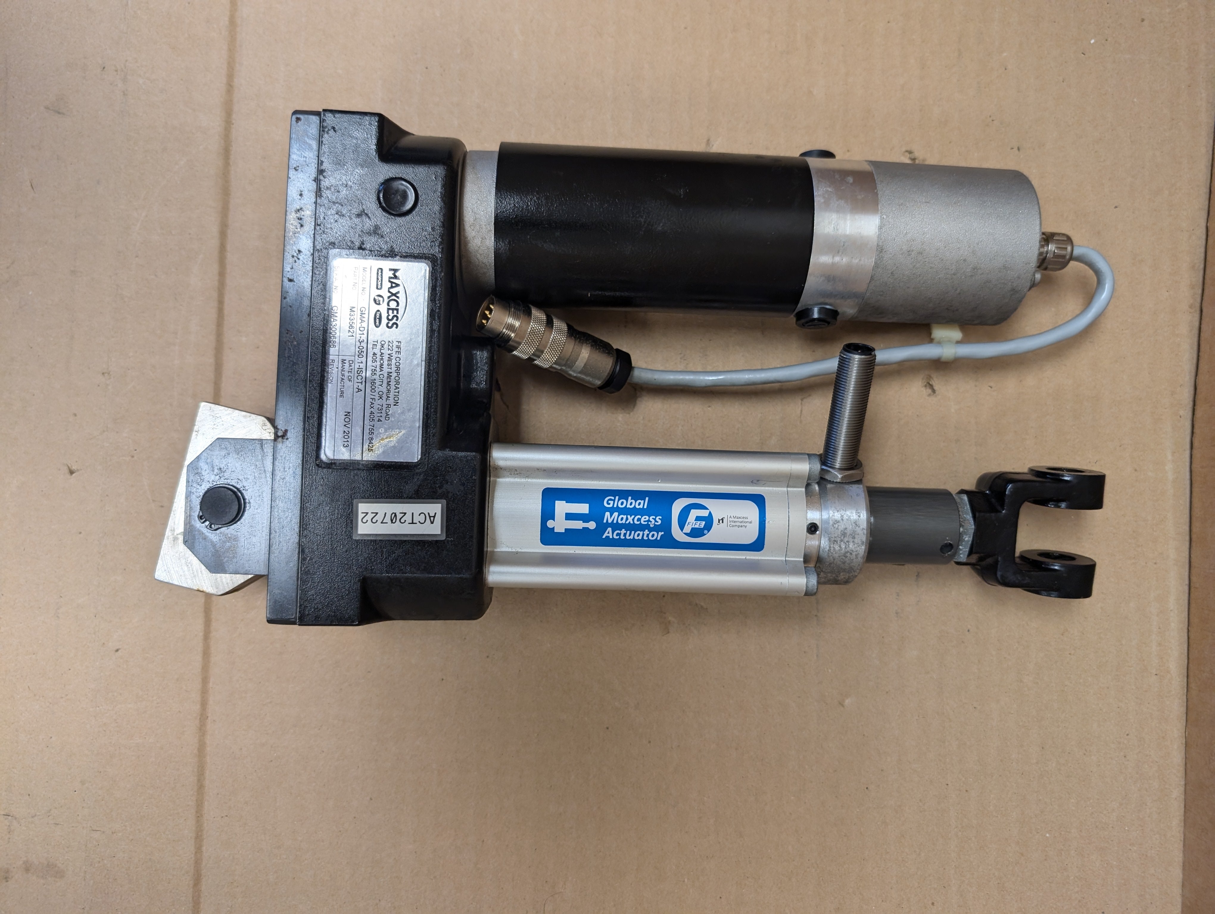 FIFE Maxcess GMA-D1-3-050.1-ISCT-A Actuator, Ametek 2234-M4784 Cylinder Used