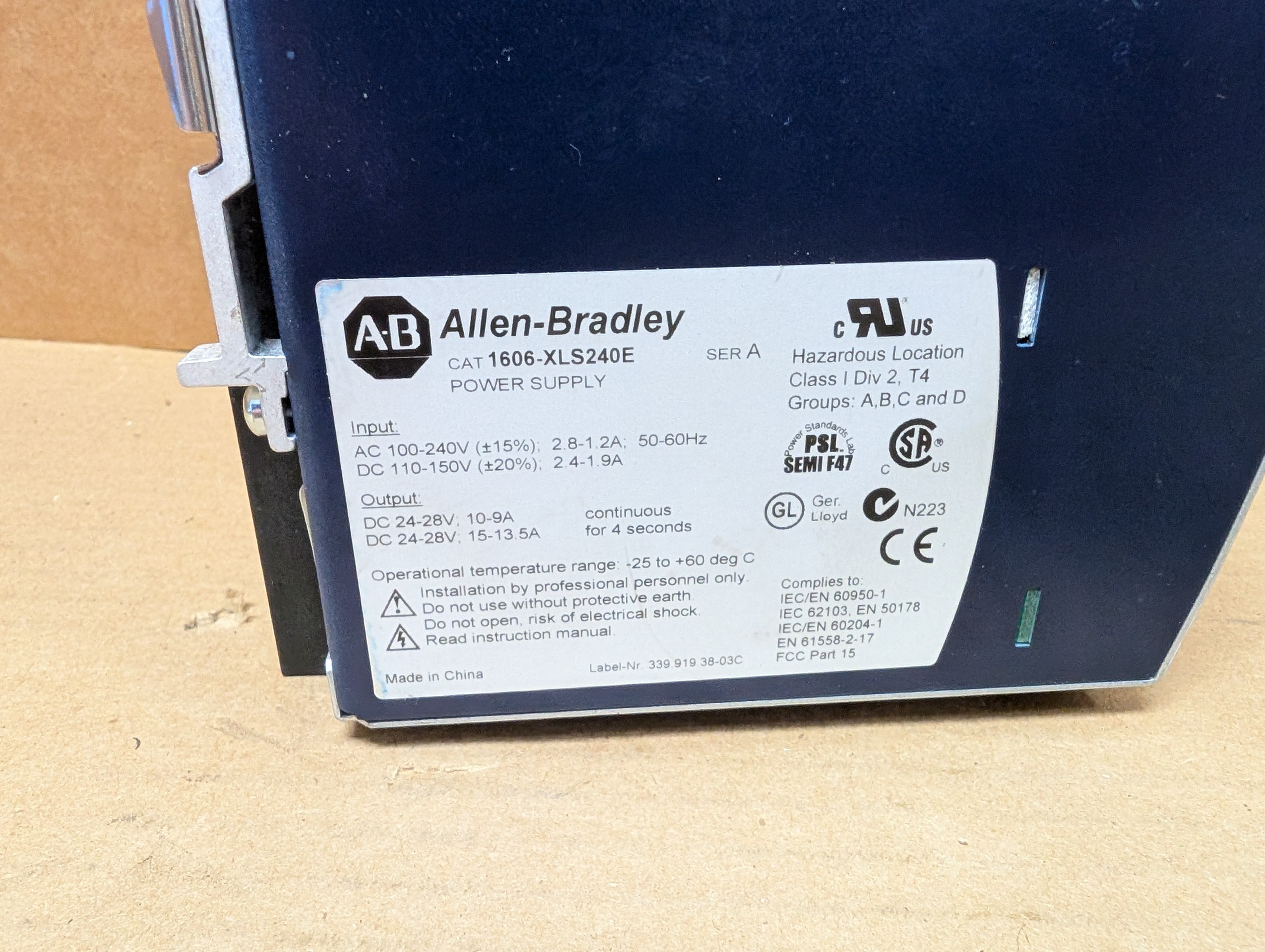 Allen Bradley 1606-XLS240E DC Power Supply 24-28V 20 A Used