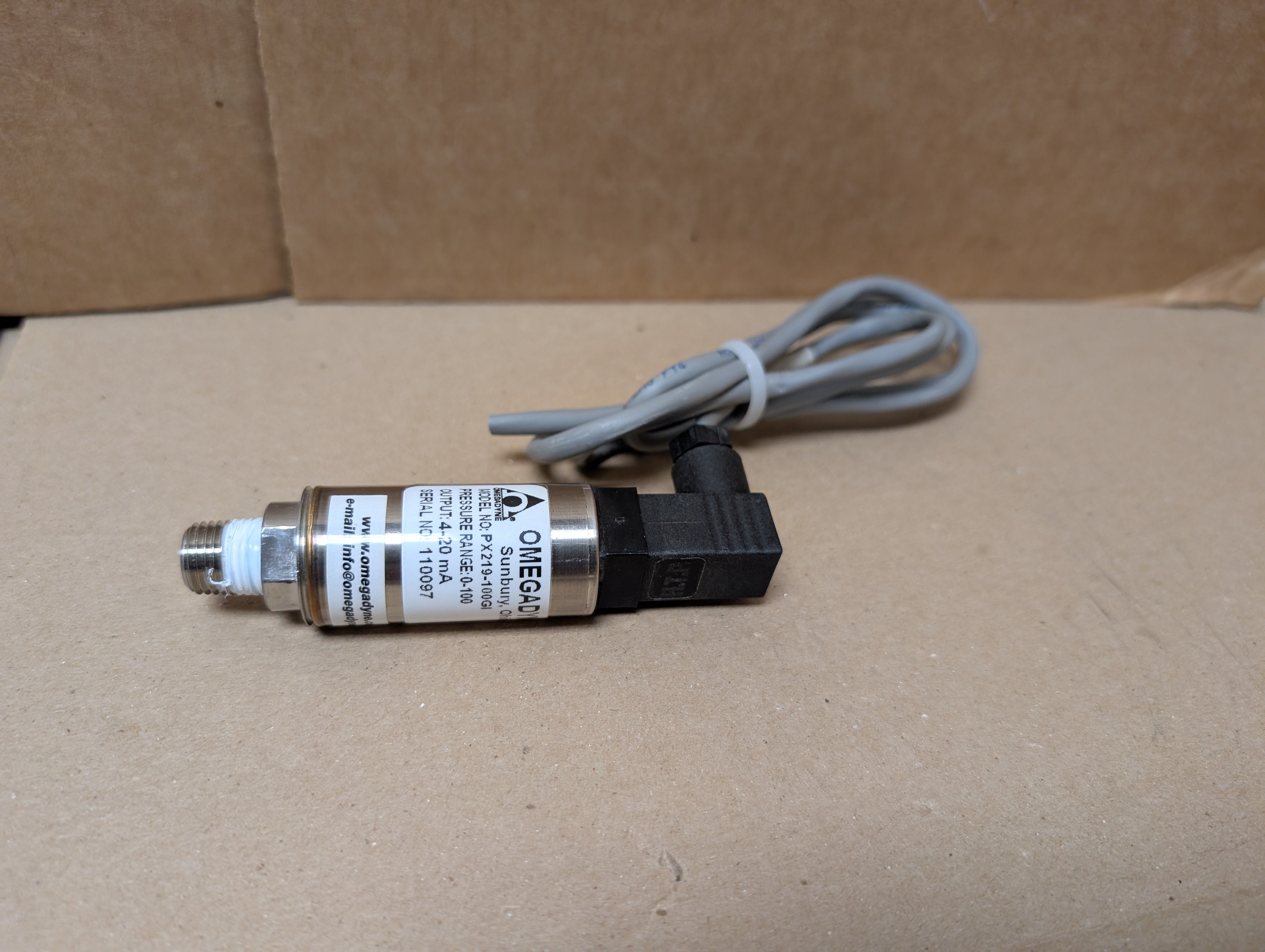 Omegadyne PX219-100GI Pressure Transducer (0-100 psi) w/ Interface Cable Used