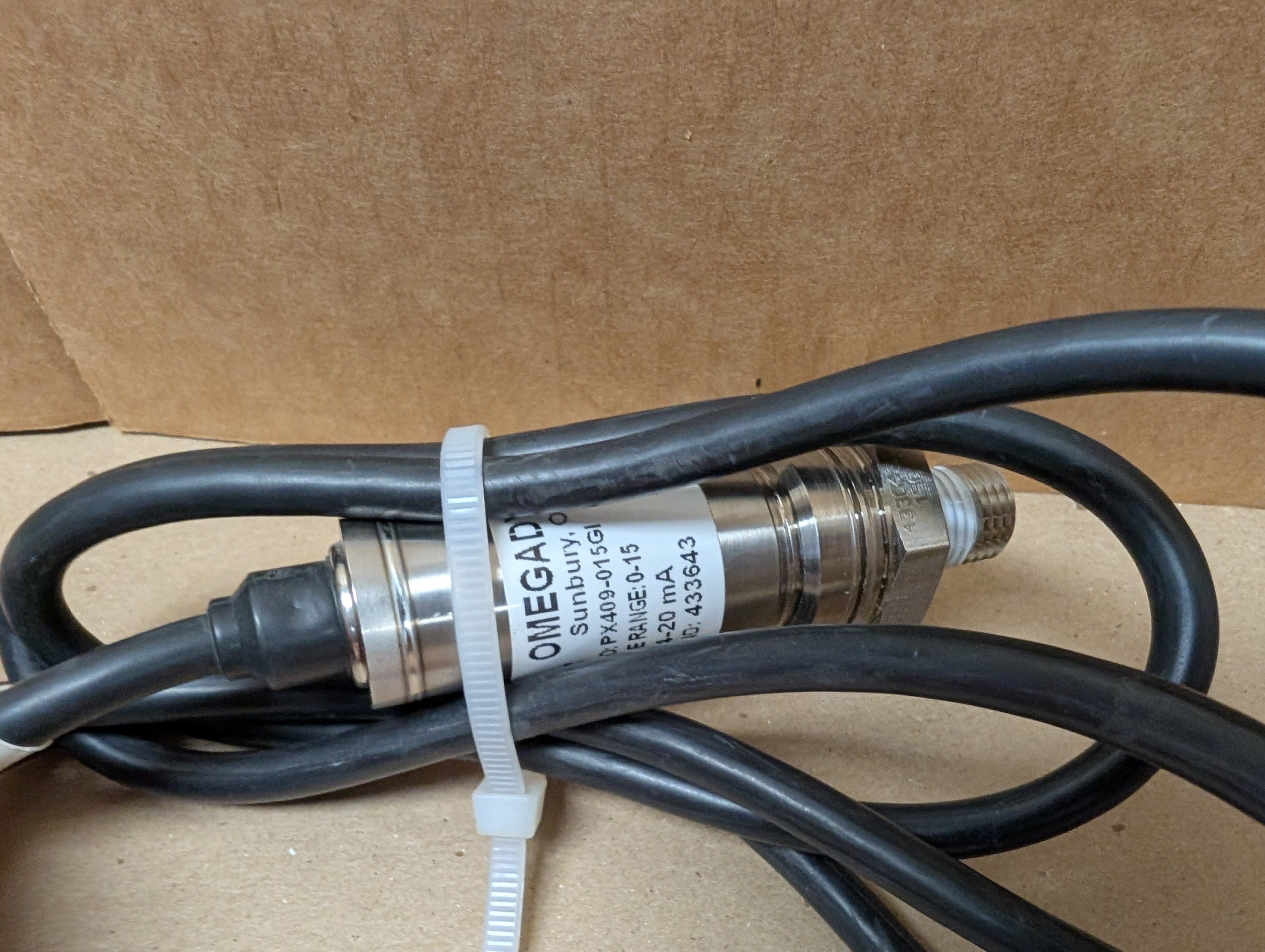 Omegadyne PX409-015GI Pressure Transducer (0-15 psi) w/ Interface Cable Cut Used