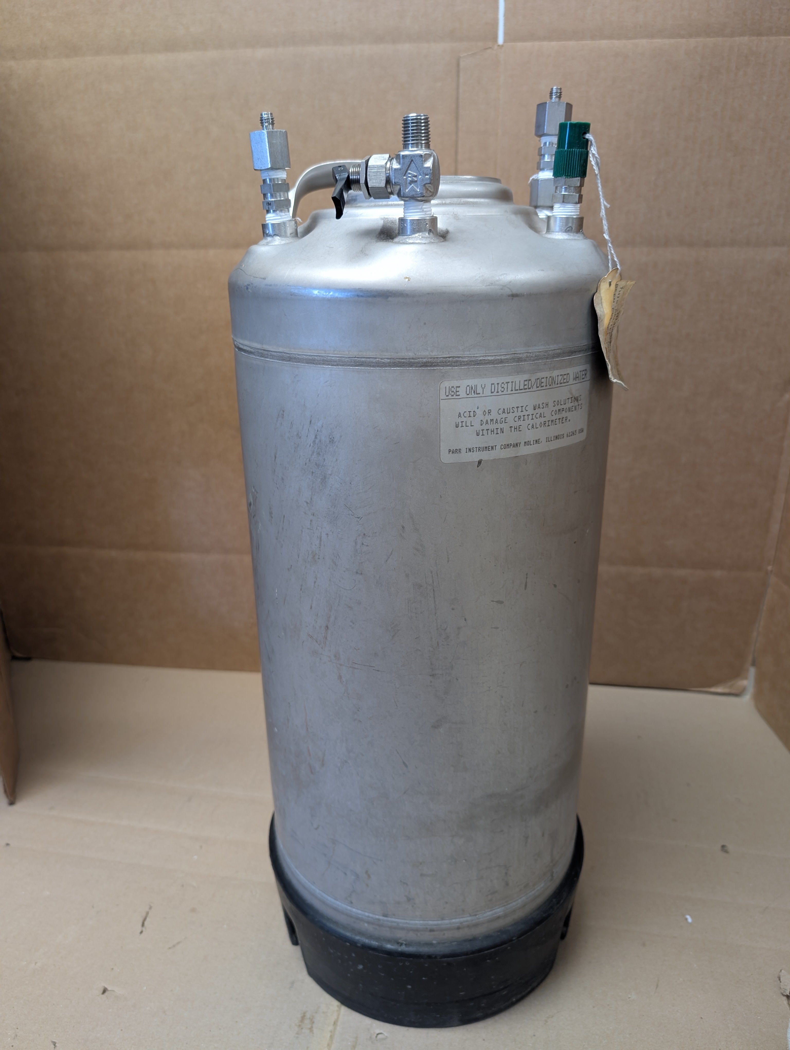 Parr A1050DD Caloromiter Rinse Tank Used