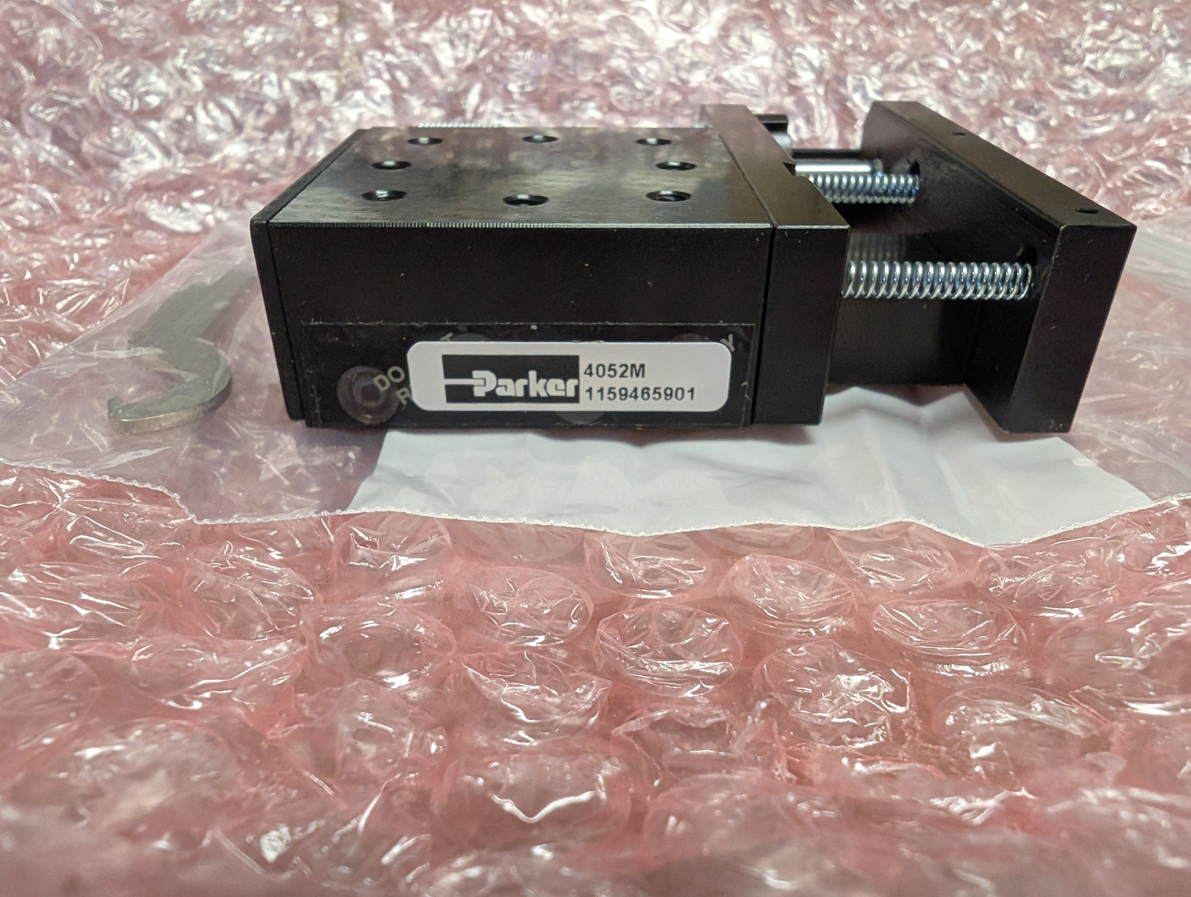 Parker 4052M 25lb Micrometer Single Axis 13mm Travel 1.75" W