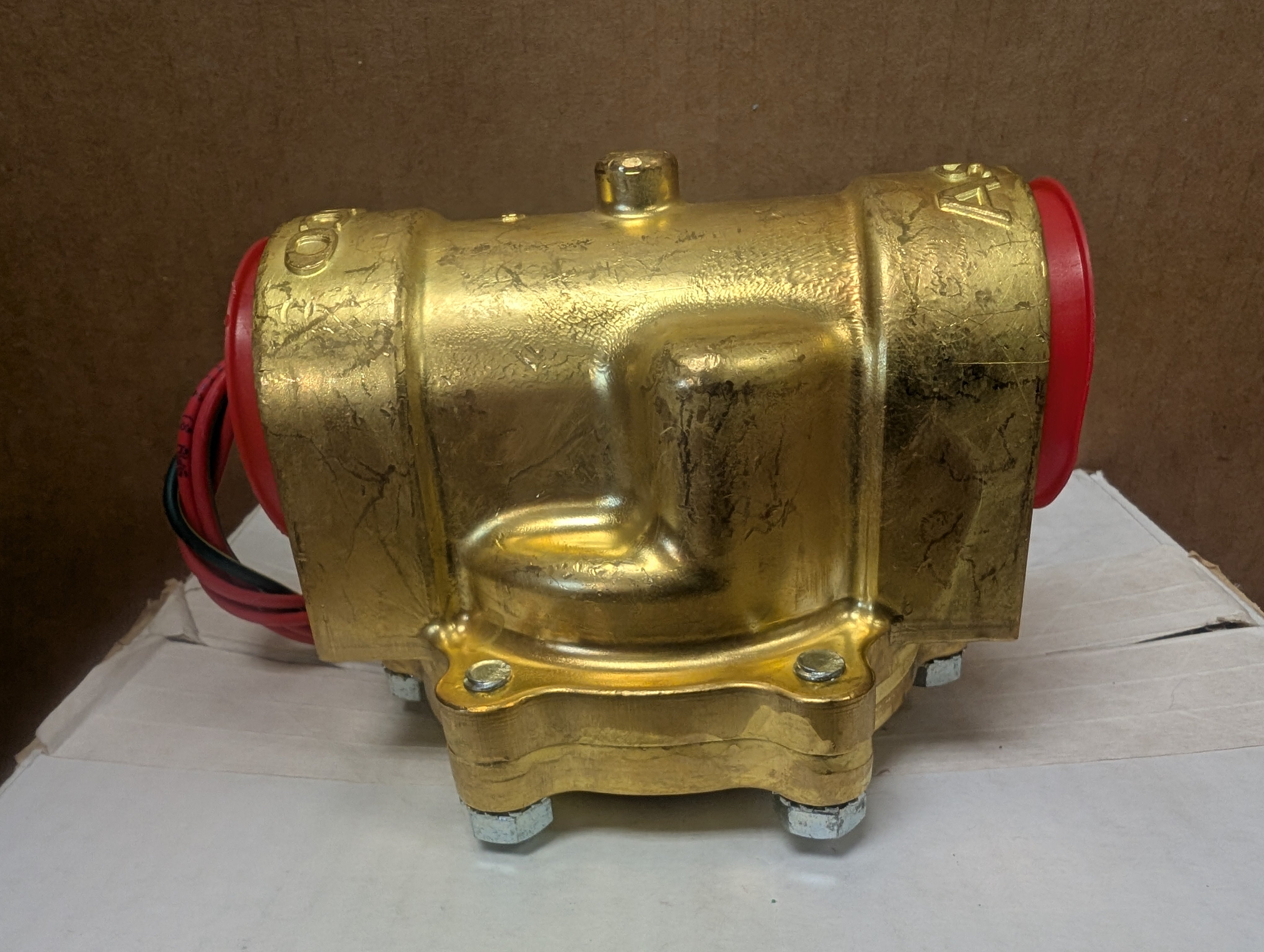 ASCO 8221G011 1-1/2" NPT Normally Closed 2-Way Solenoid Valve (120/60VAC) New