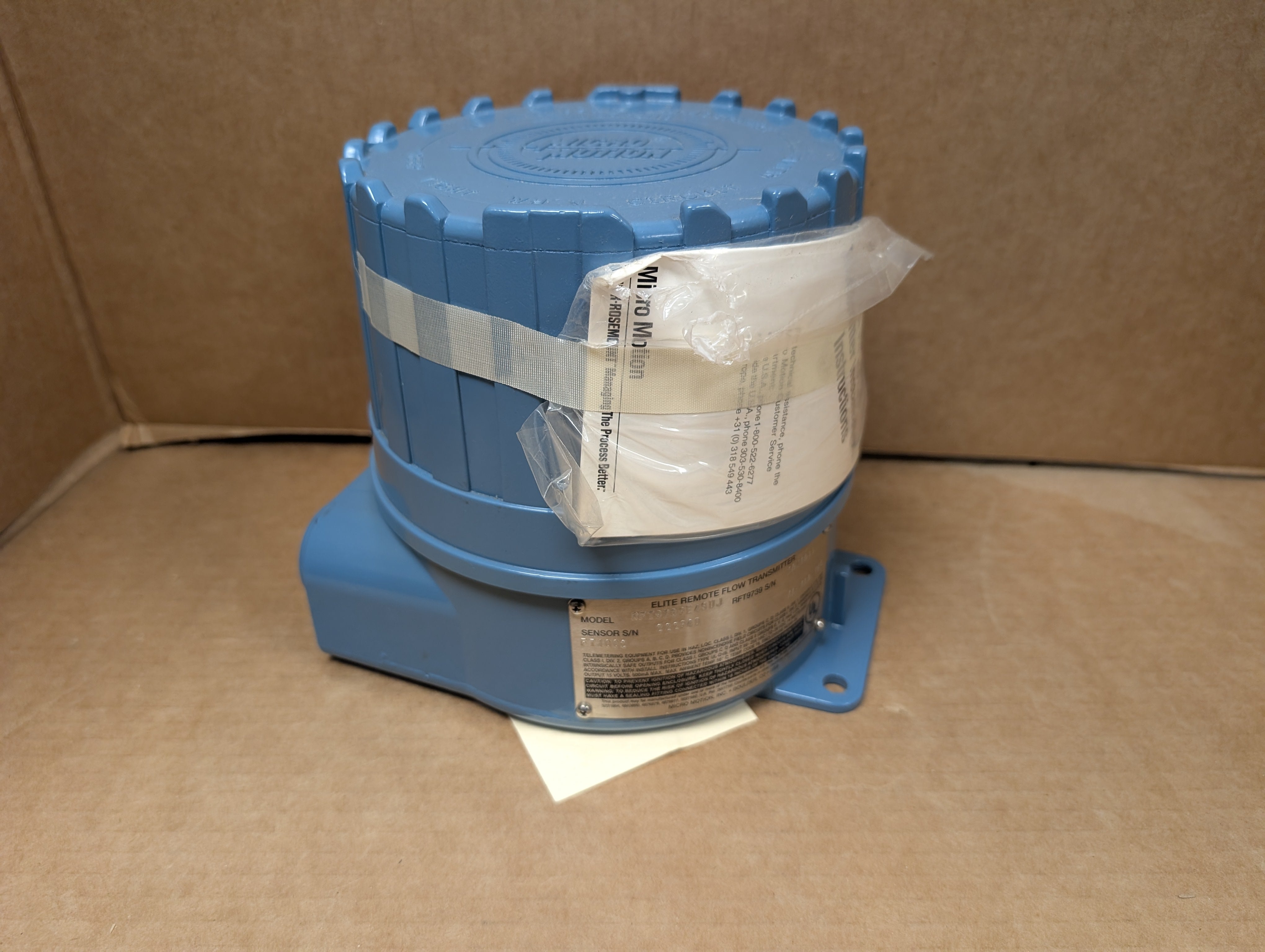 Micro Motion  RFT9739E4SUJ Elite Remote Transmitter New Old Stock in Factory Box