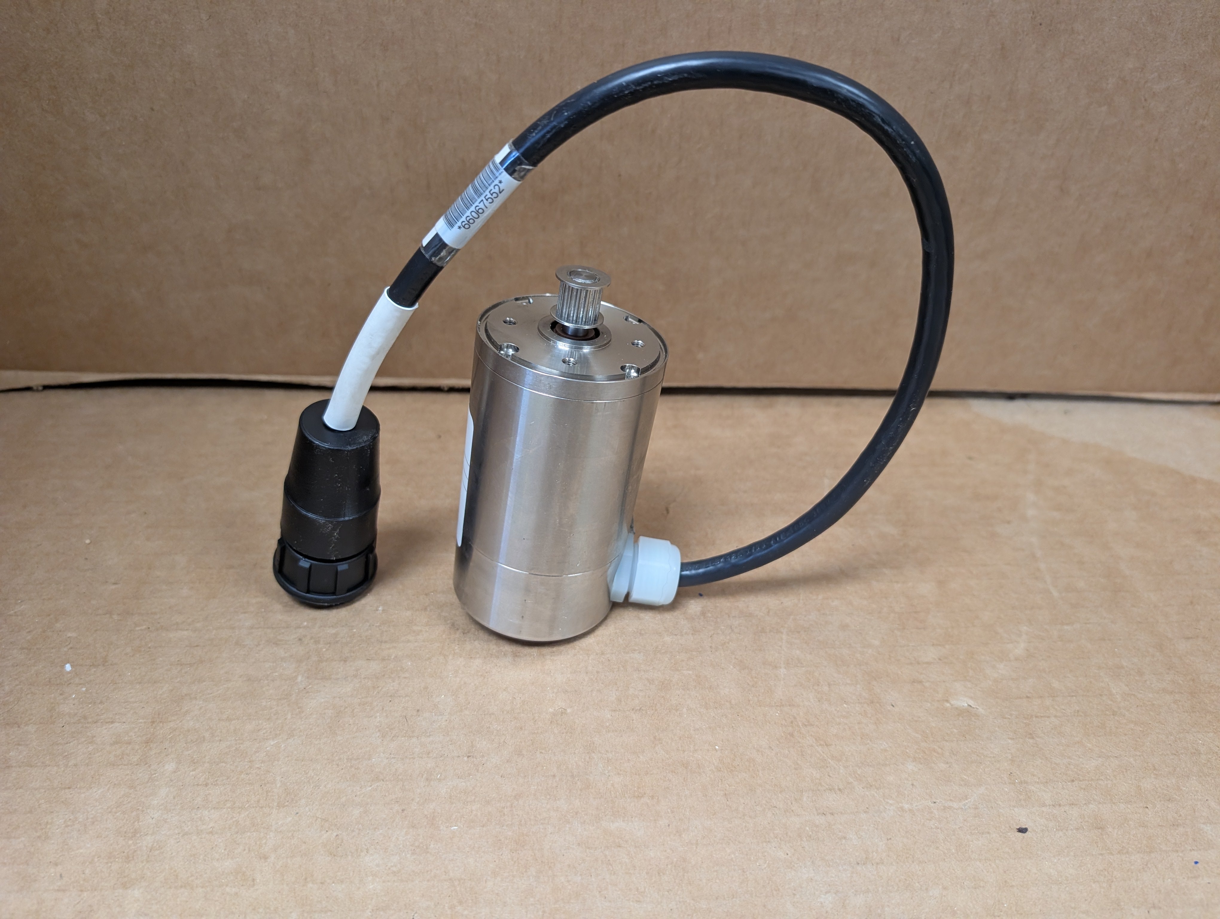 2023 Mettler Toledo 66067552, 66069401, 1400 RPM Servo Motor New