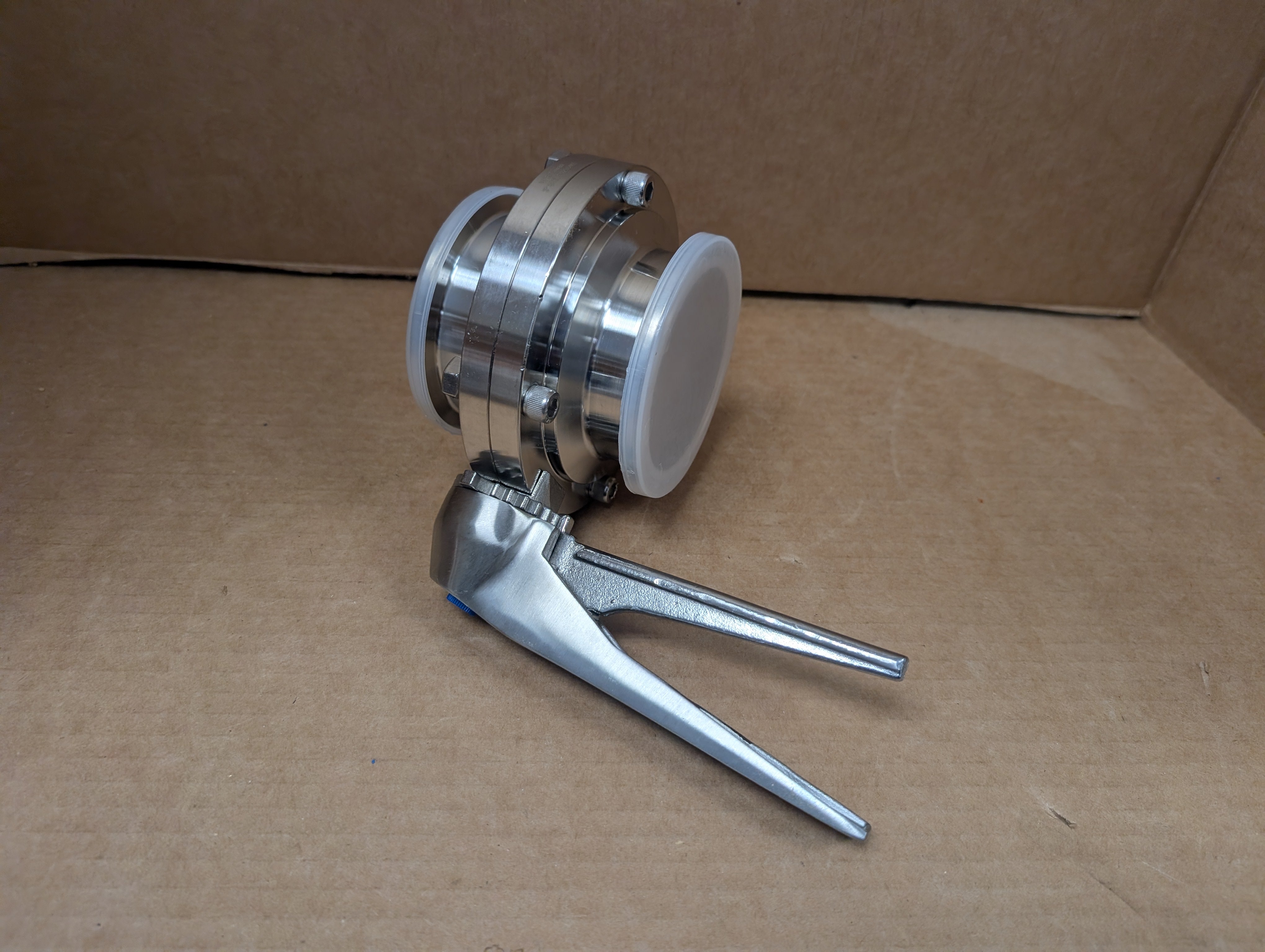 VNE 51C-63.0MS/STH Butterfly Valve, 3" Tri Clamp 316L 145 psi New in Factory Bag