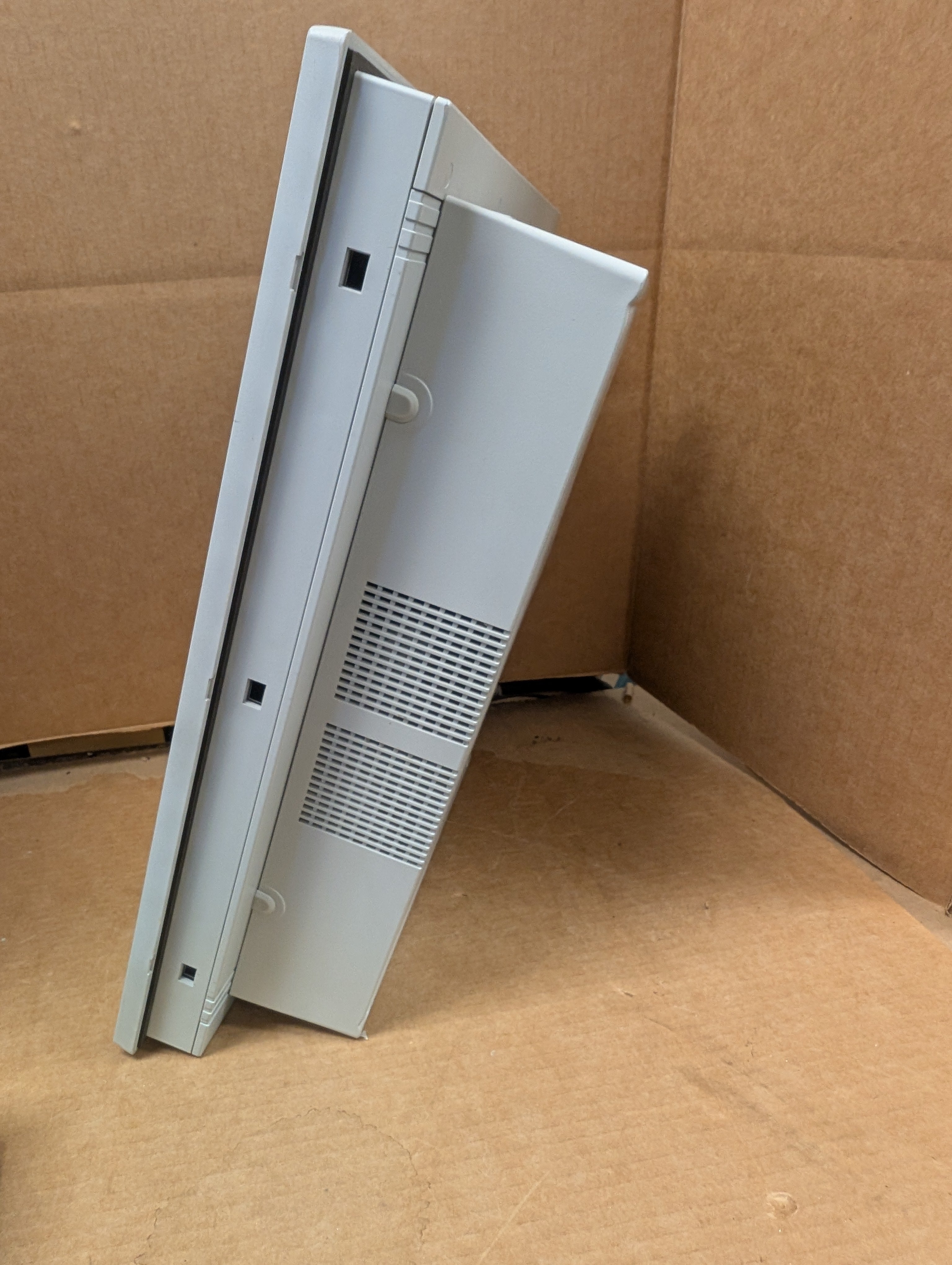 Advantech i5 PPC-6170-RI5AE 17" Touch Computer PPC-6170 (No Hard Drive) New