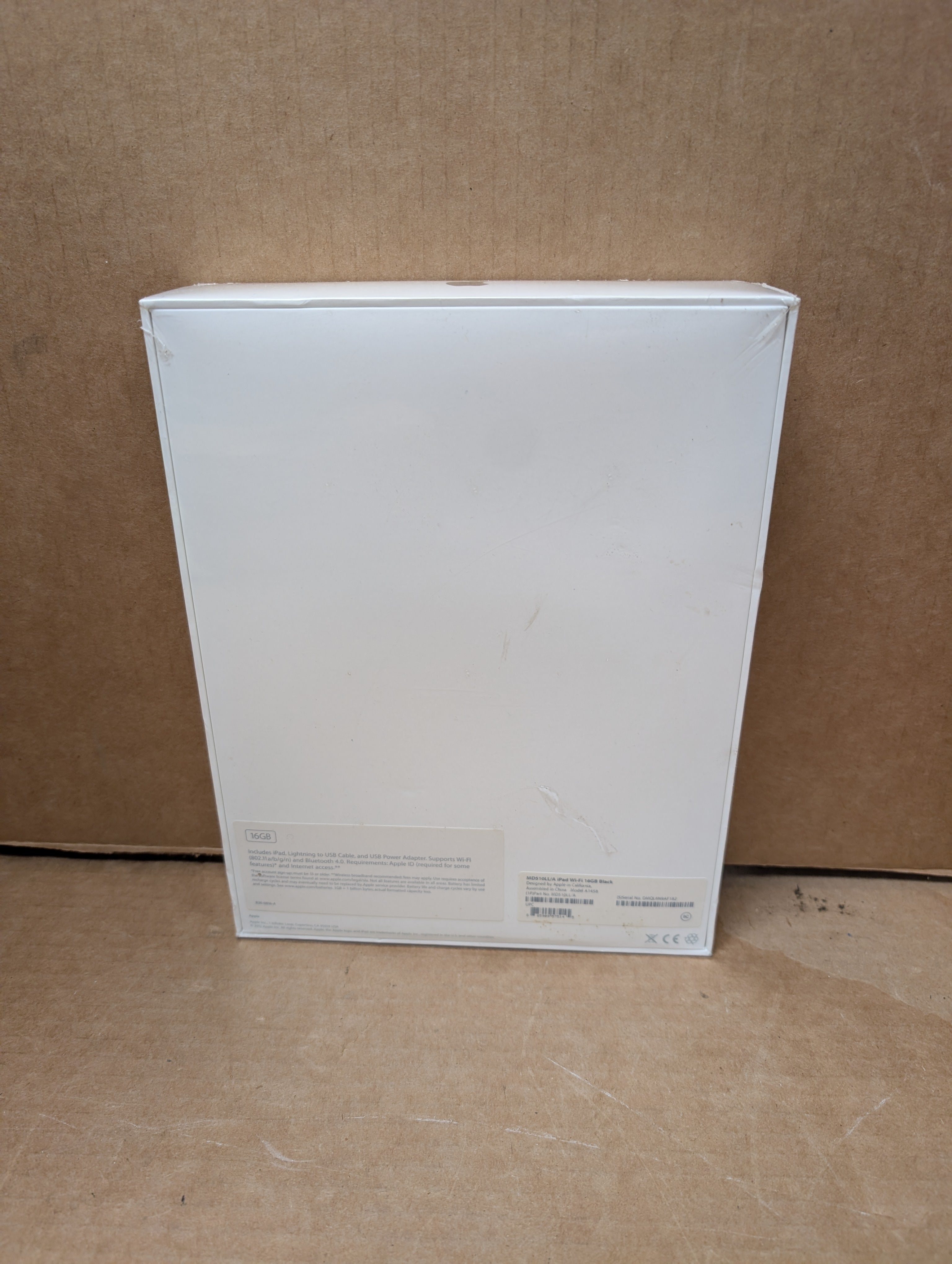 Apple iPad 4th Gen 16GB Wi-Fi Black MD510LL/A A1458 NEW SEALED (Box Imperfect)