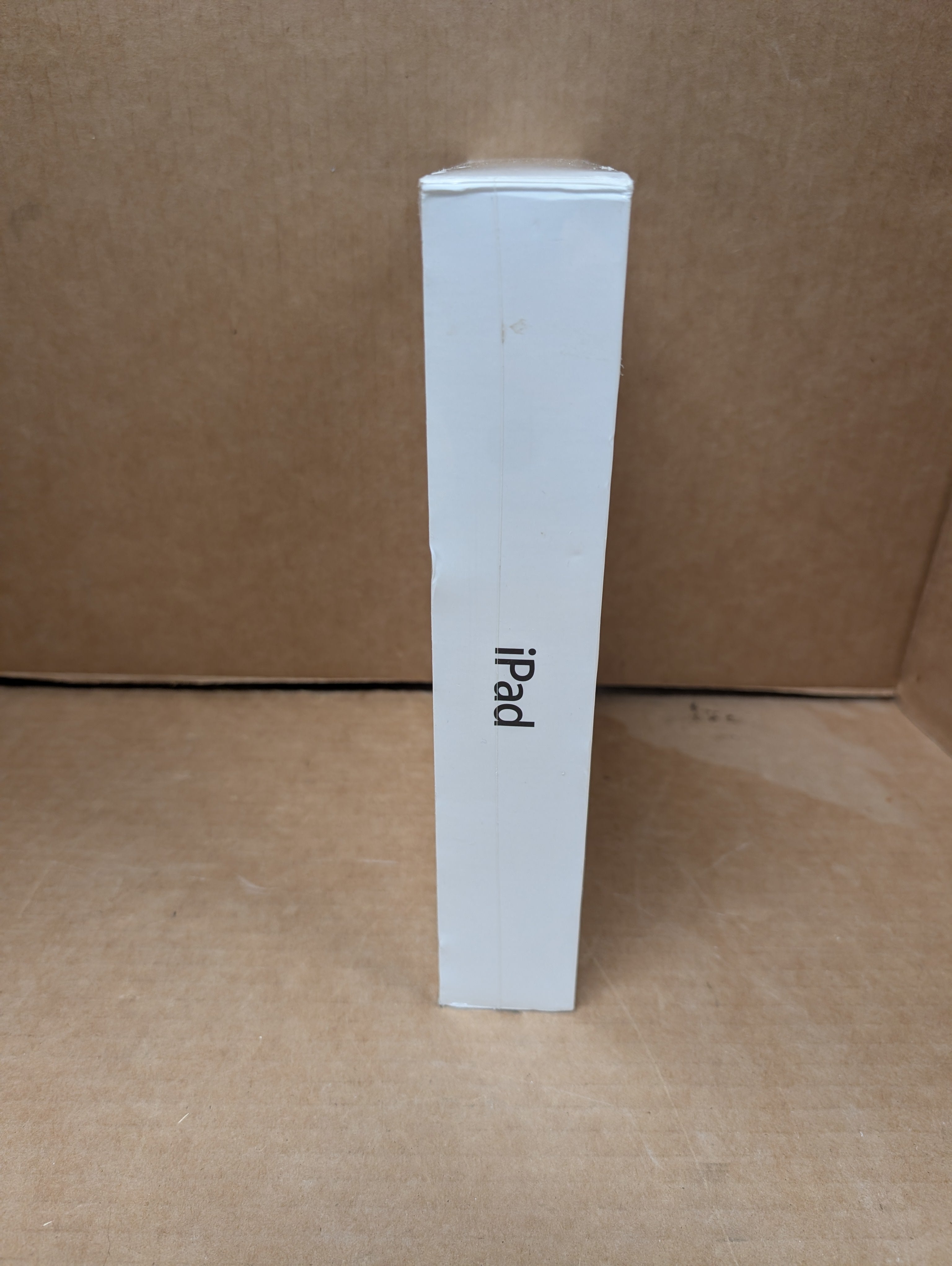 Apple iPad 4th Gen 16GB Wi-Fi Black MD510LL/A A1458 NEW SEALED (Box Imperfect)