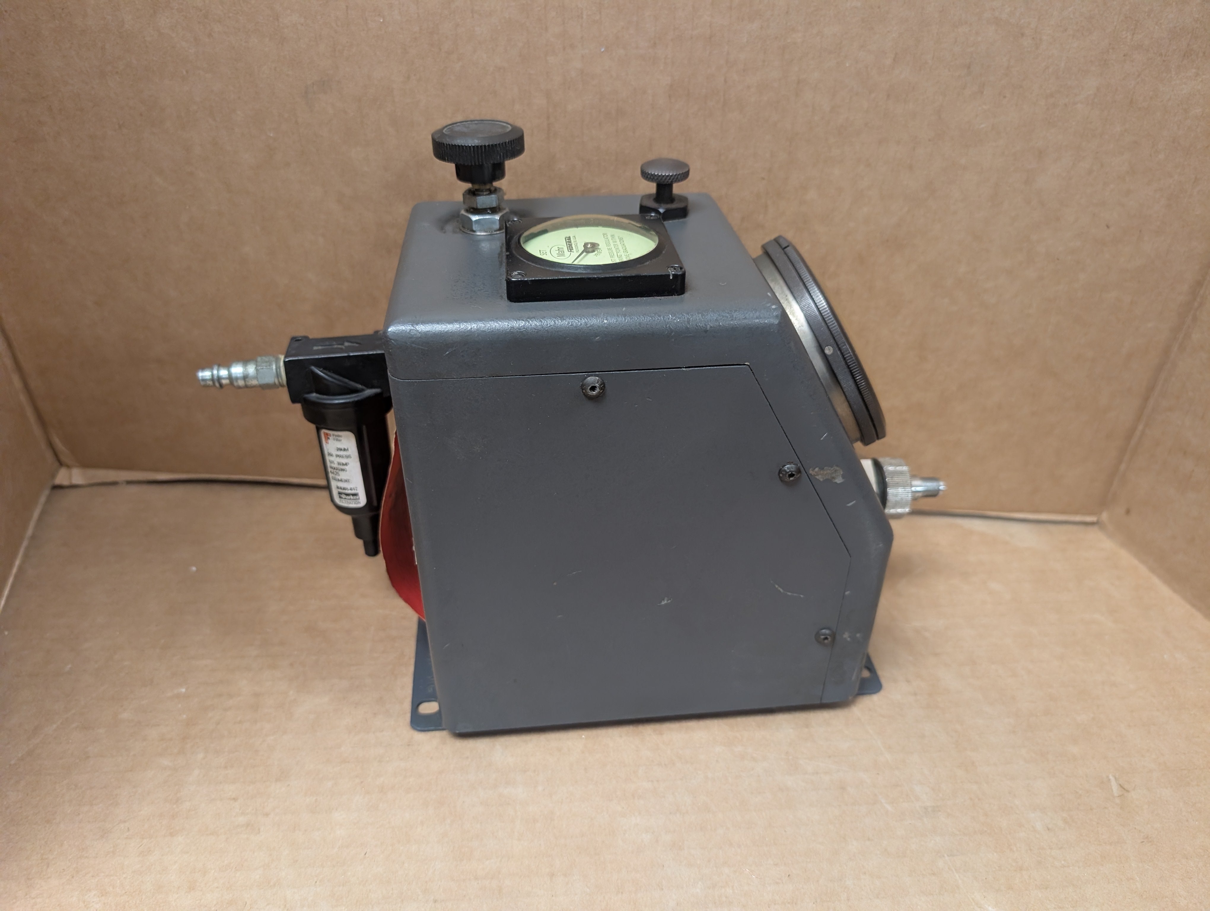 Mahr Federal Dimensionair D-2500 Air Gauge Pneumatic Gage .00005" 2500:1  Used