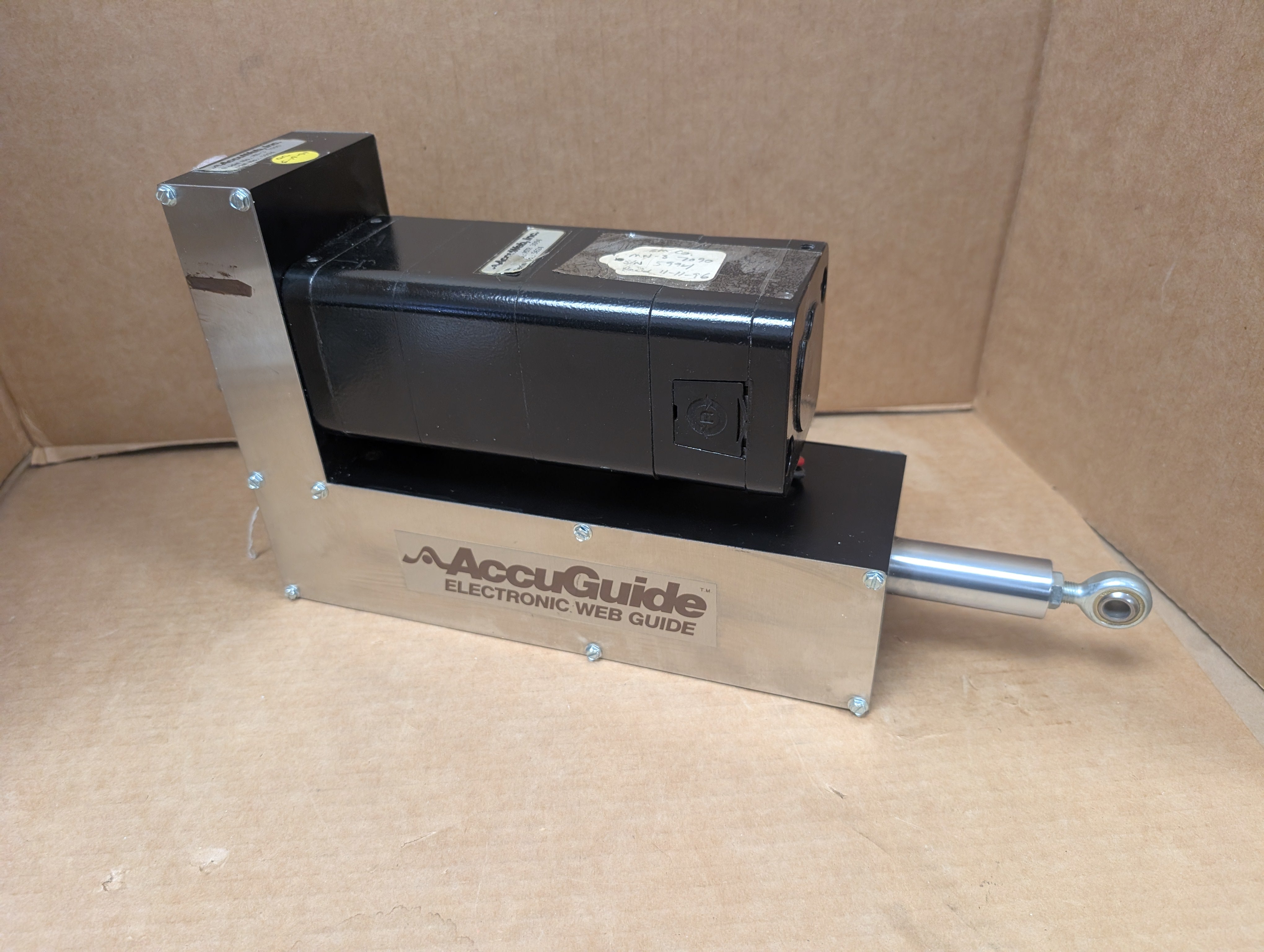 AccuWeb MN-3 7090, MTR 3094 Linear Actuator & Motor Unused