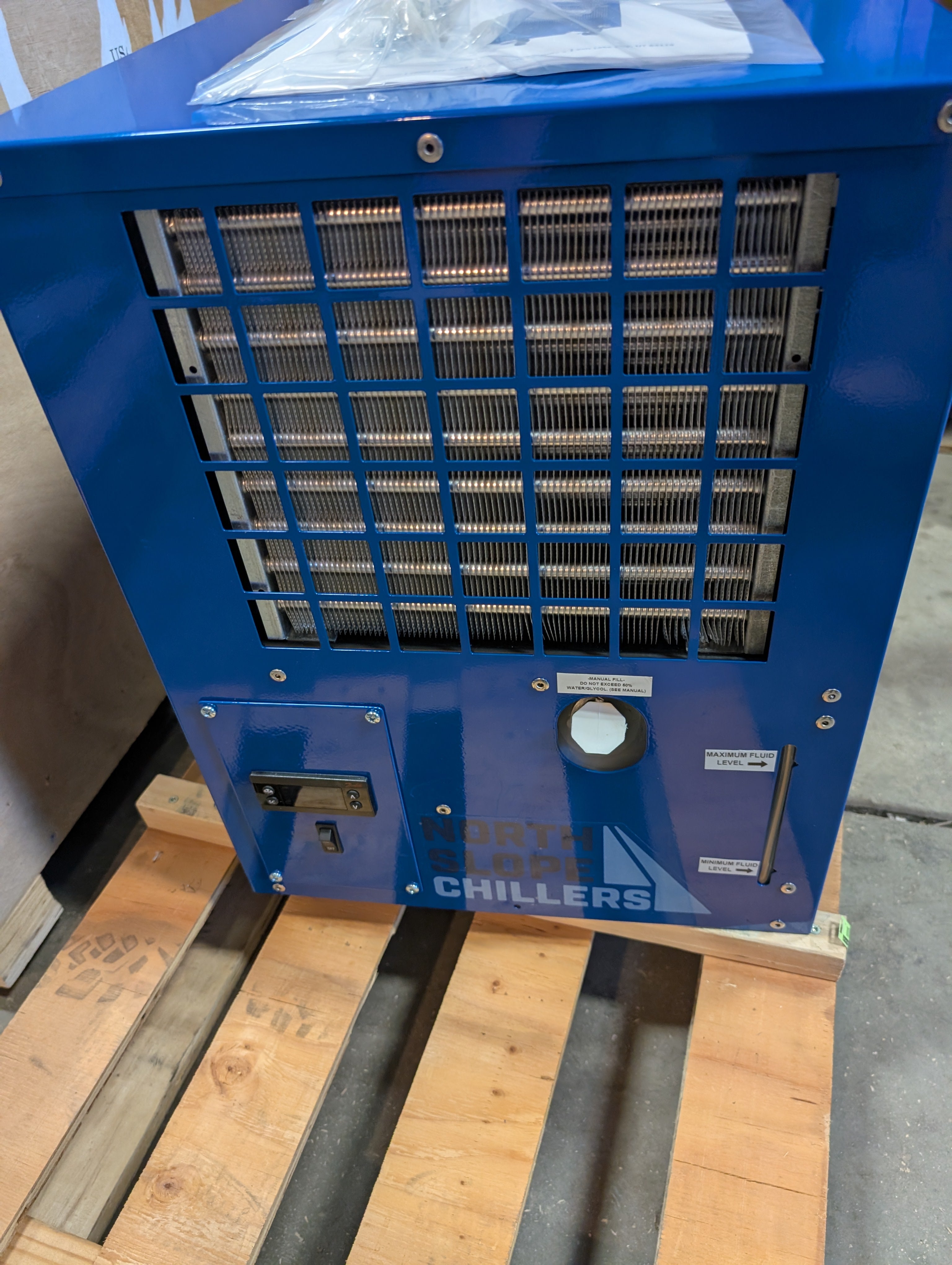 New Unused North Slope Chillers NSC0330-FROST 4K BTU 120 VAC 1/3 Ton