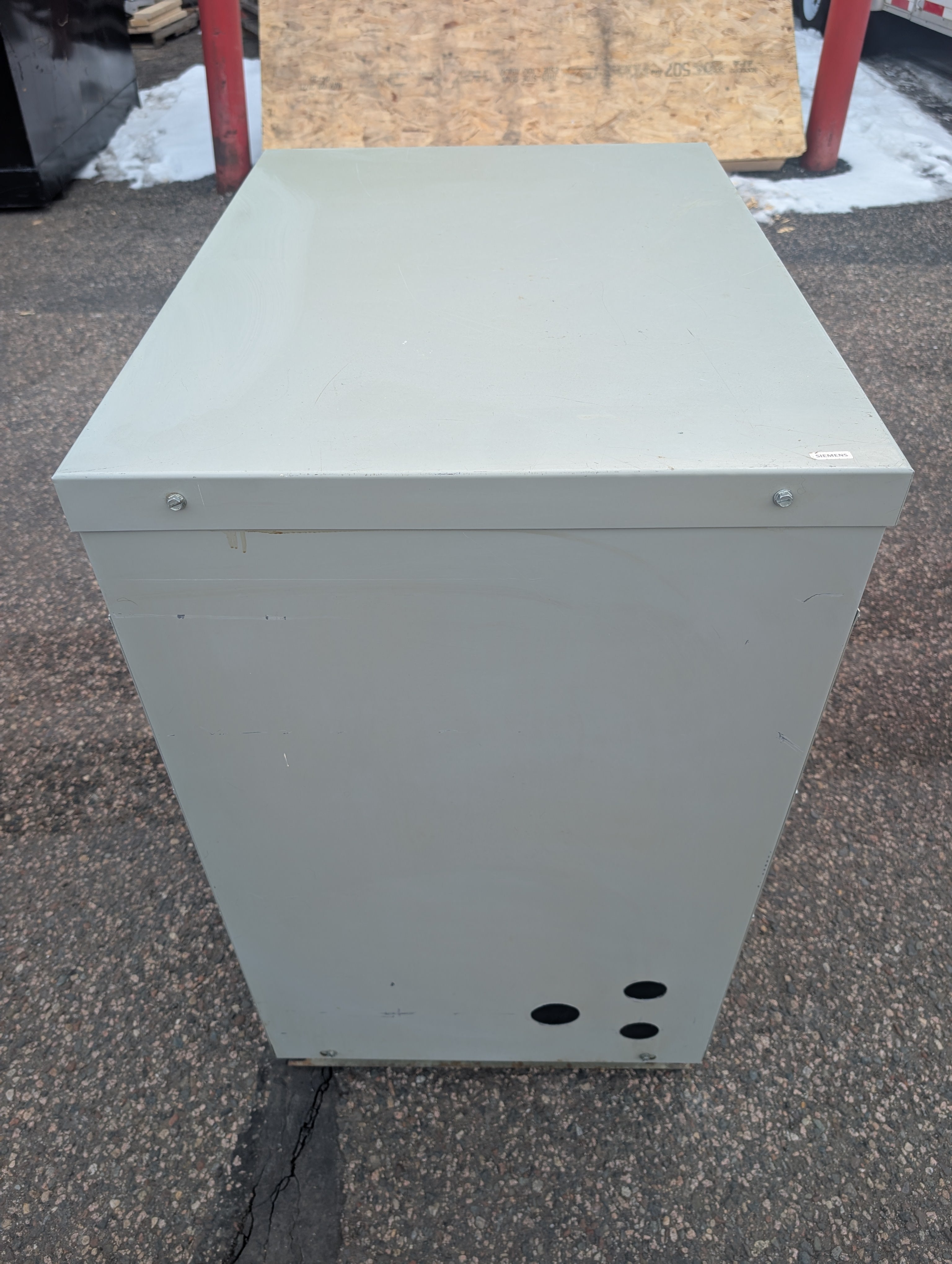 Siemens 3F3Y075K13 75 KVA 480 Primary 208/120 Secondary 3PH Used